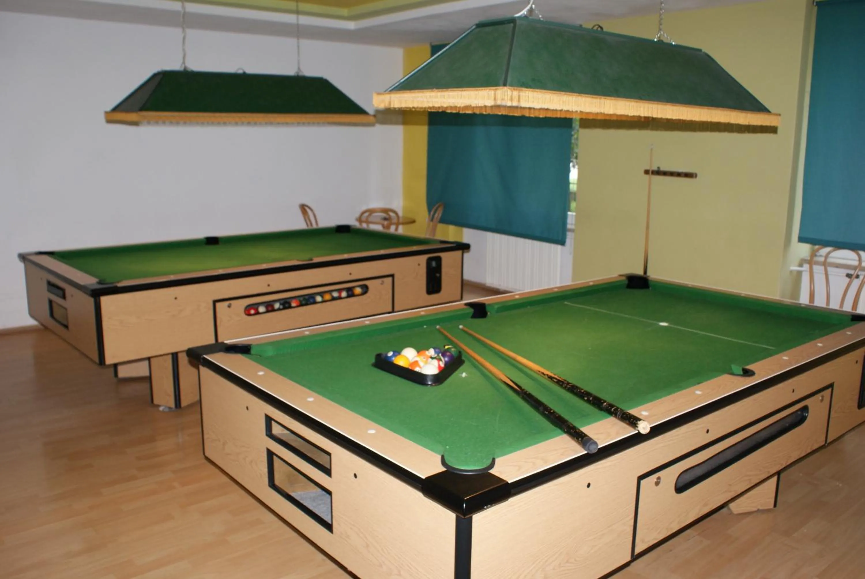 Billiard in Hotel Monttis