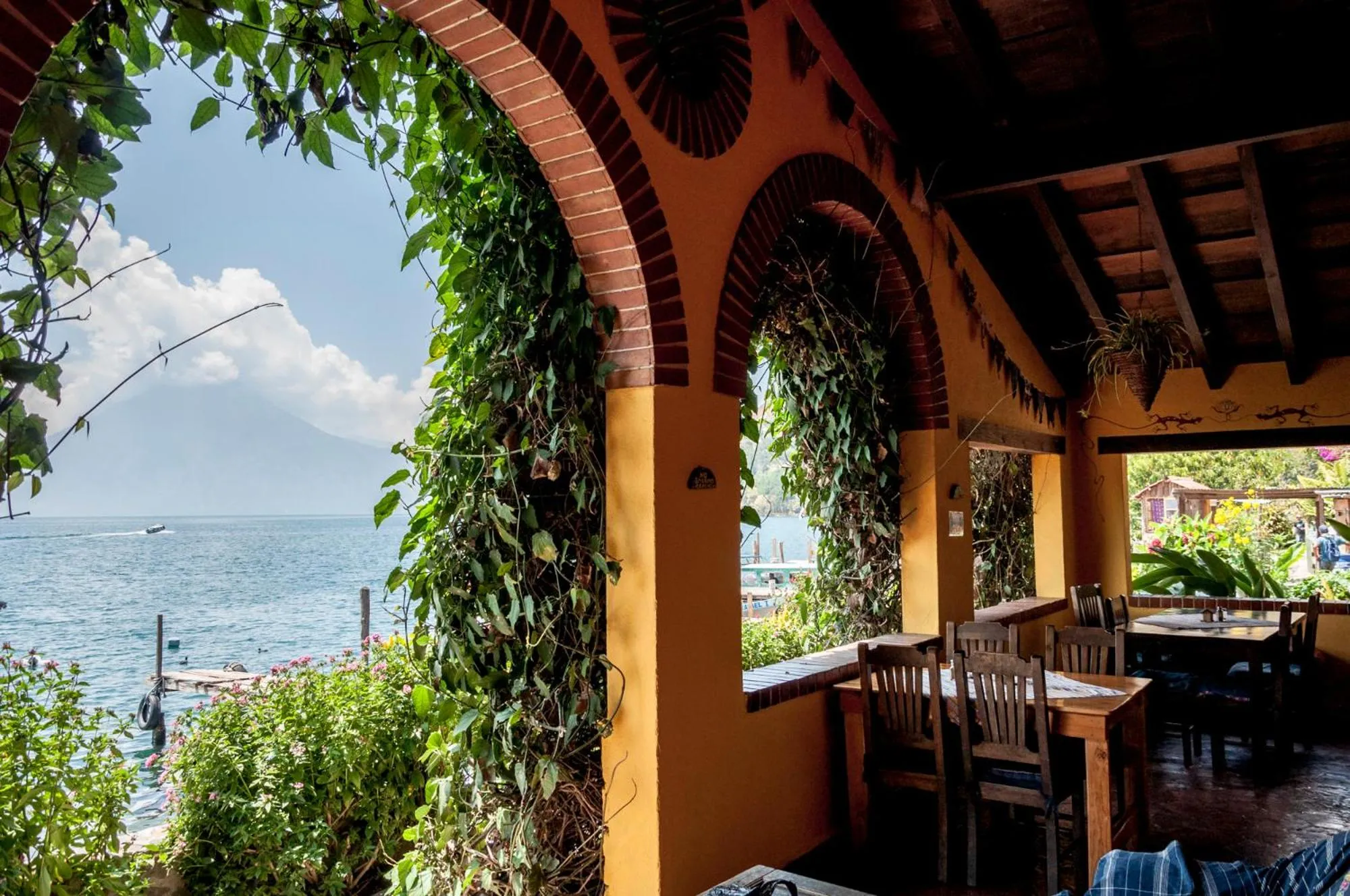 Property building in La Iguana Perdida