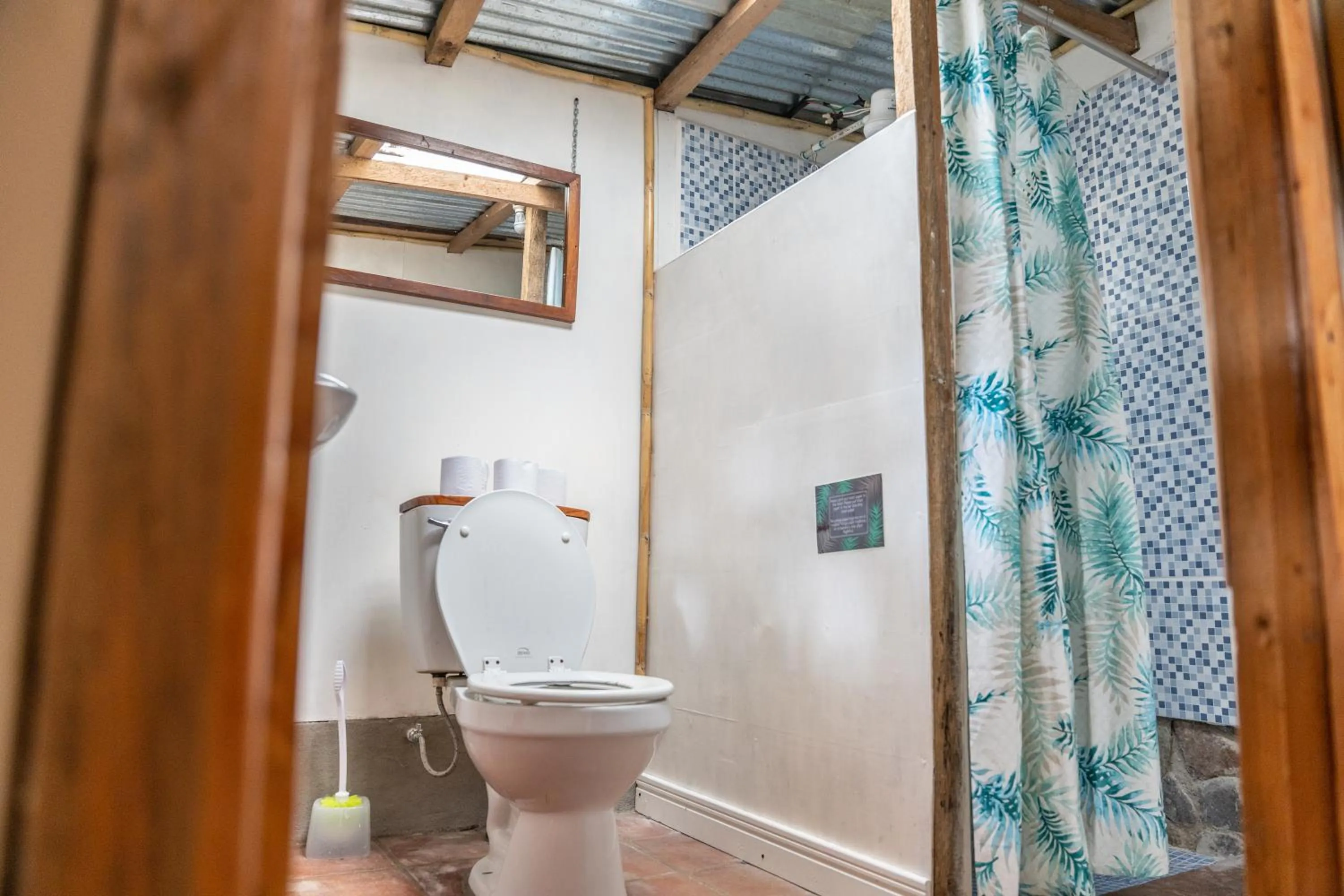 Toilet in La Iguana Perdida