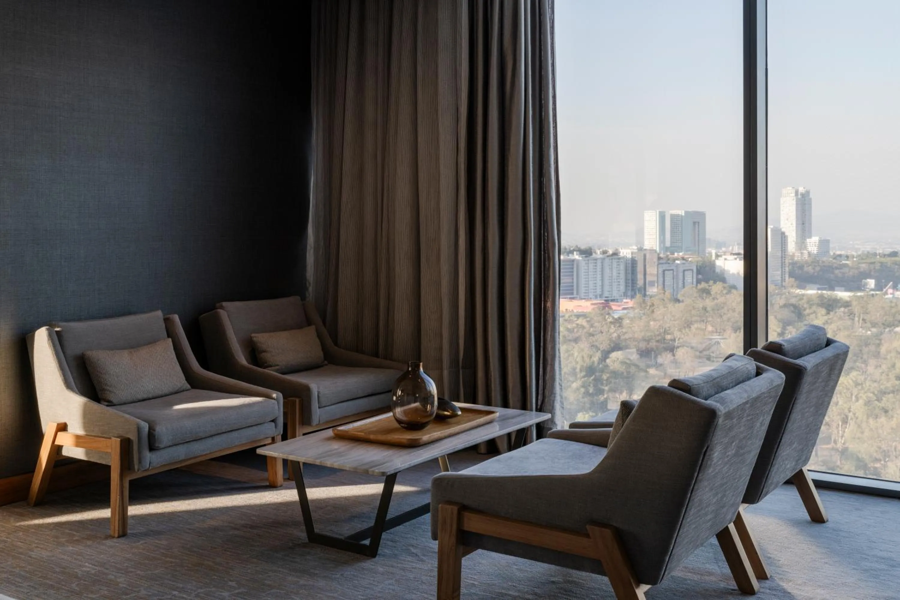 Lounge or bar in Hilton Mexico City Santa Fe