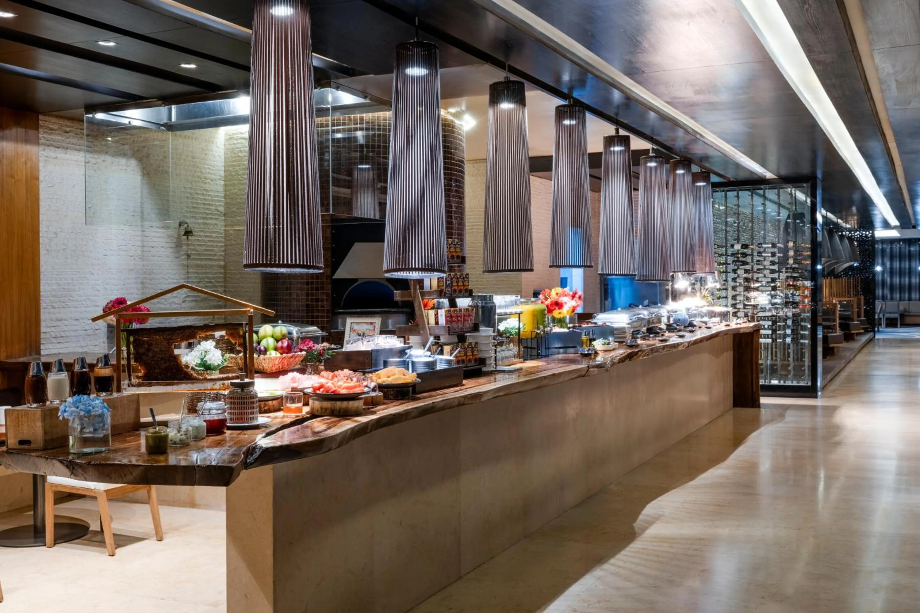 Restaurant/places to eat in Hilton Mexico City Santa Fe