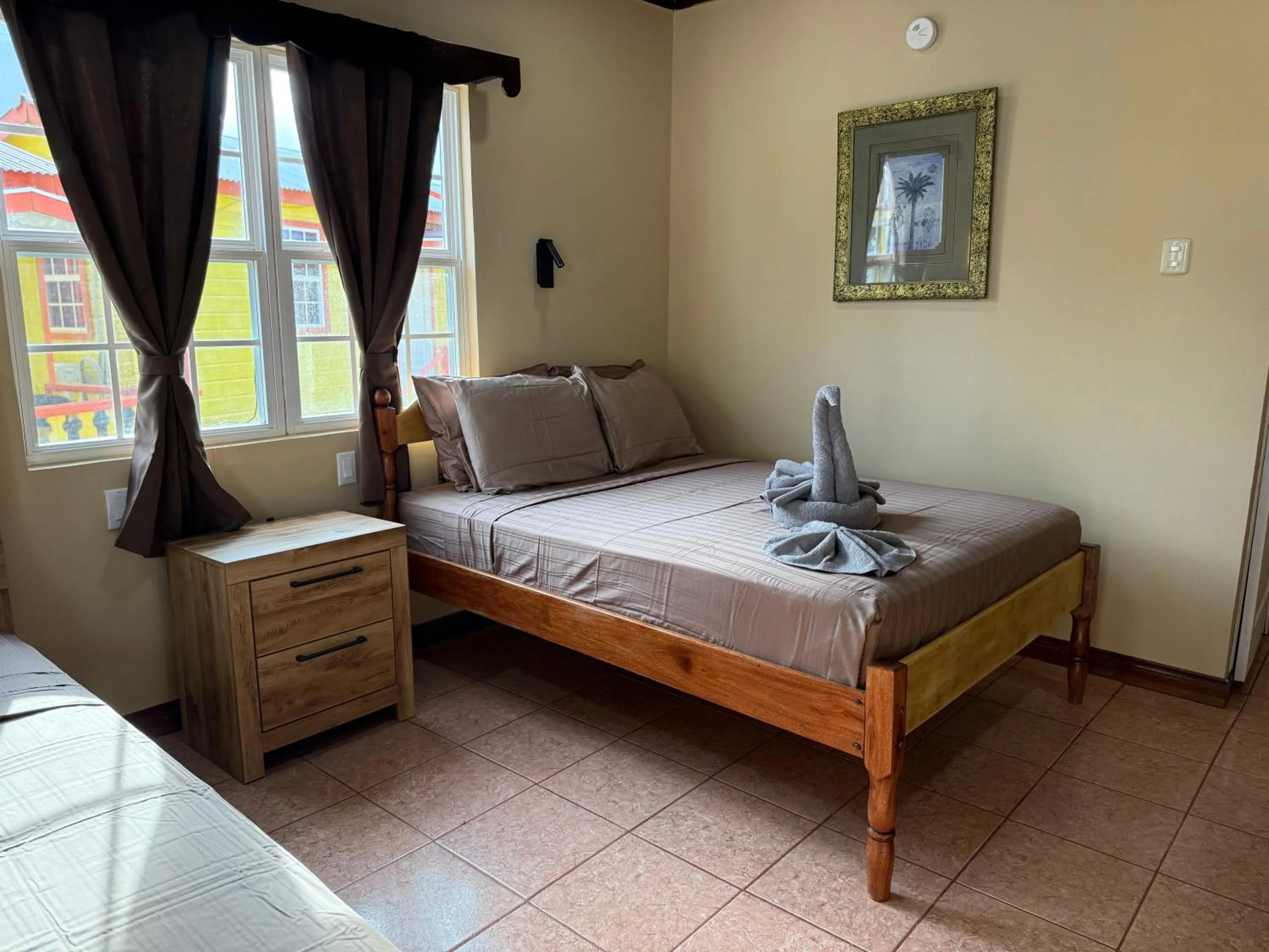 Bedroom, Bed in Tropical Paradise