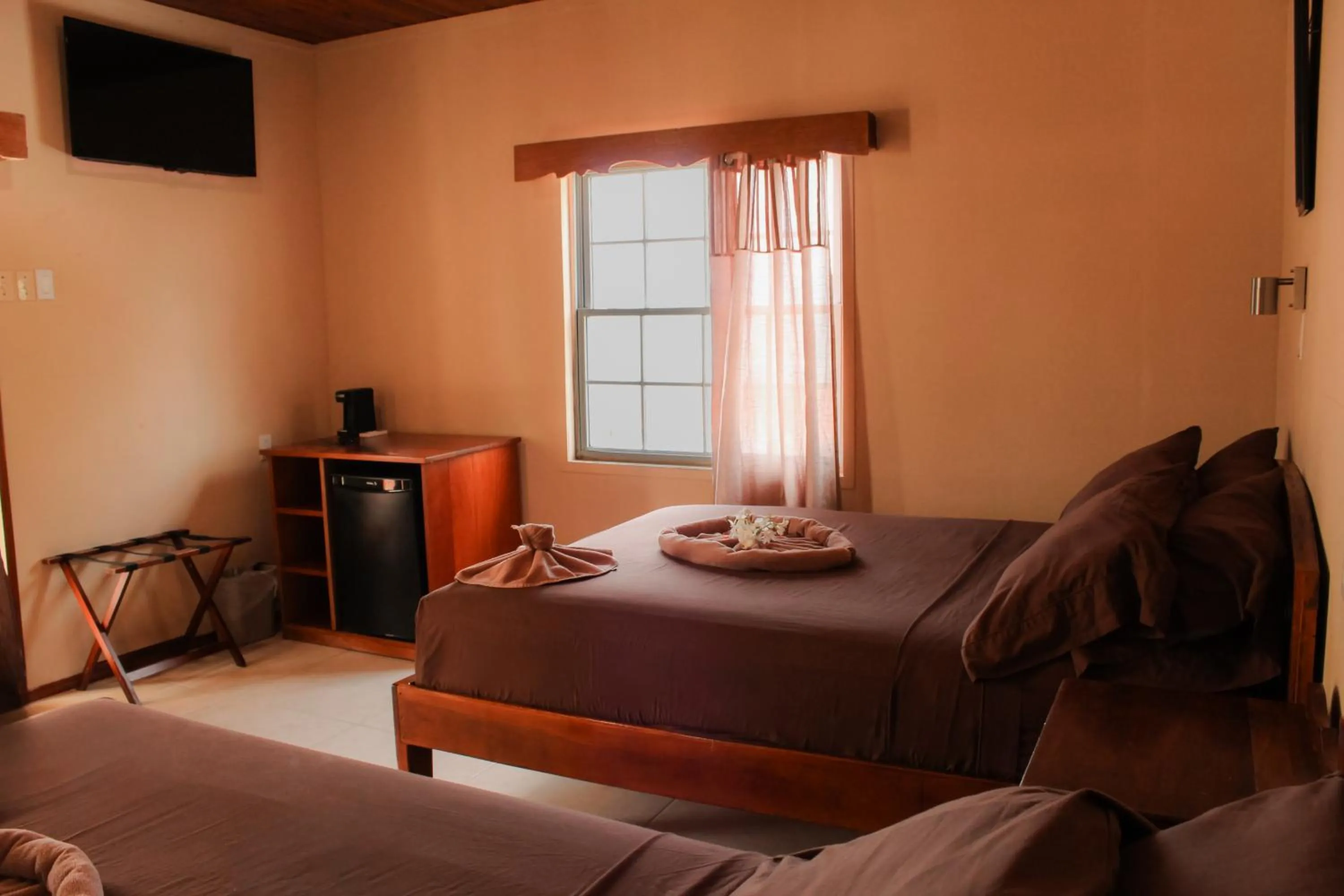 Photo of the whole room, Bed in Tropical Paradise