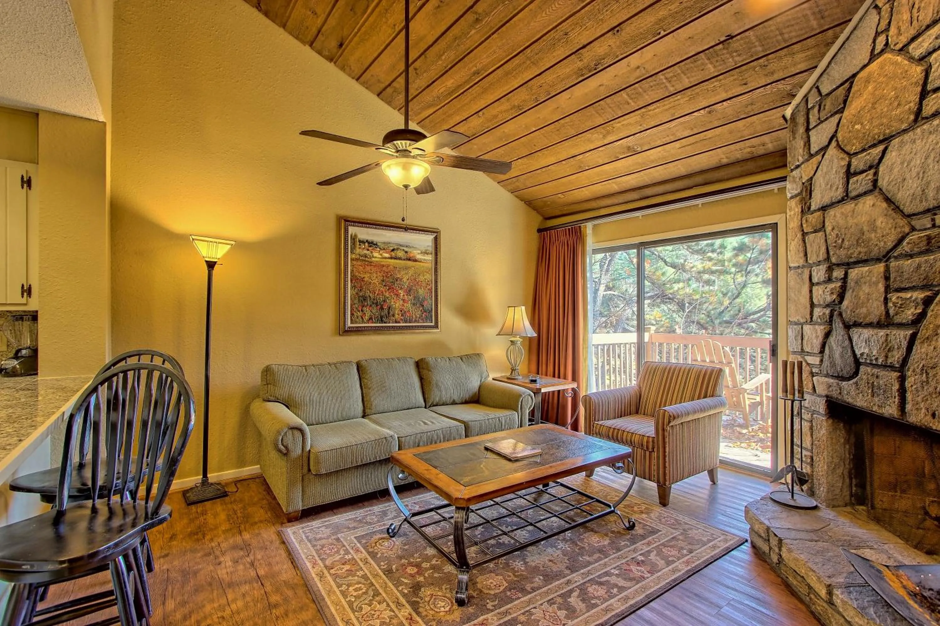 Living room in Foxhunt at Sapphire Valley