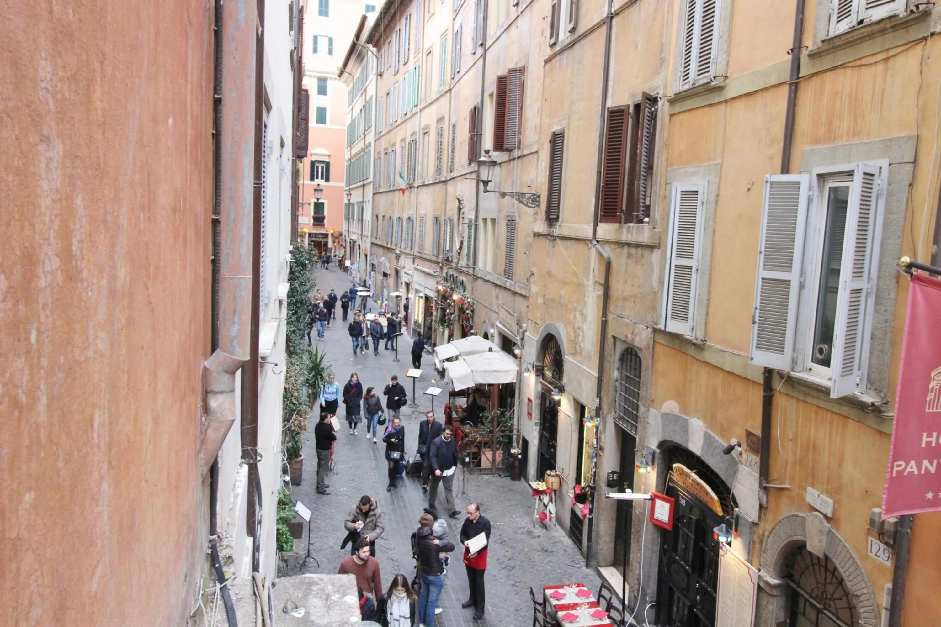 Quiet street view in Albergo Abruzzi