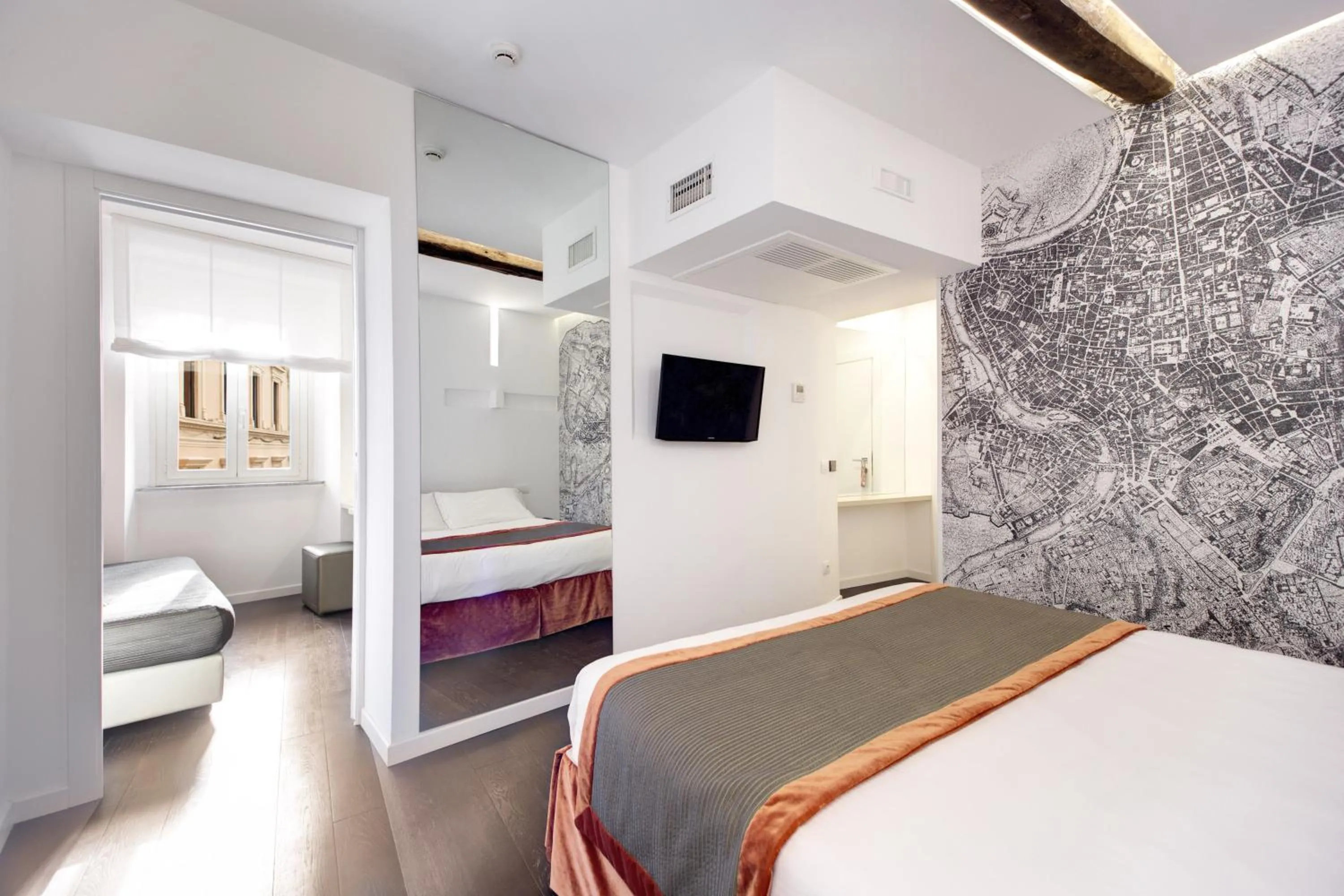 Photo of the whole room, Bed in Albergo Abruzzi