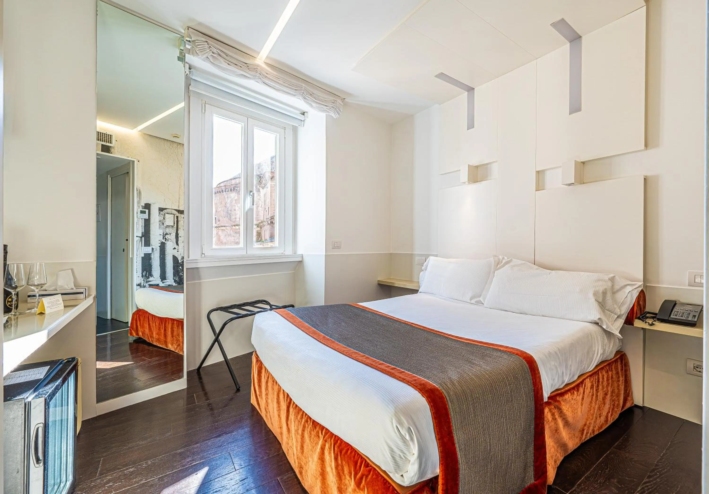 View (from property/room), Bed in Albergo Abruzzi