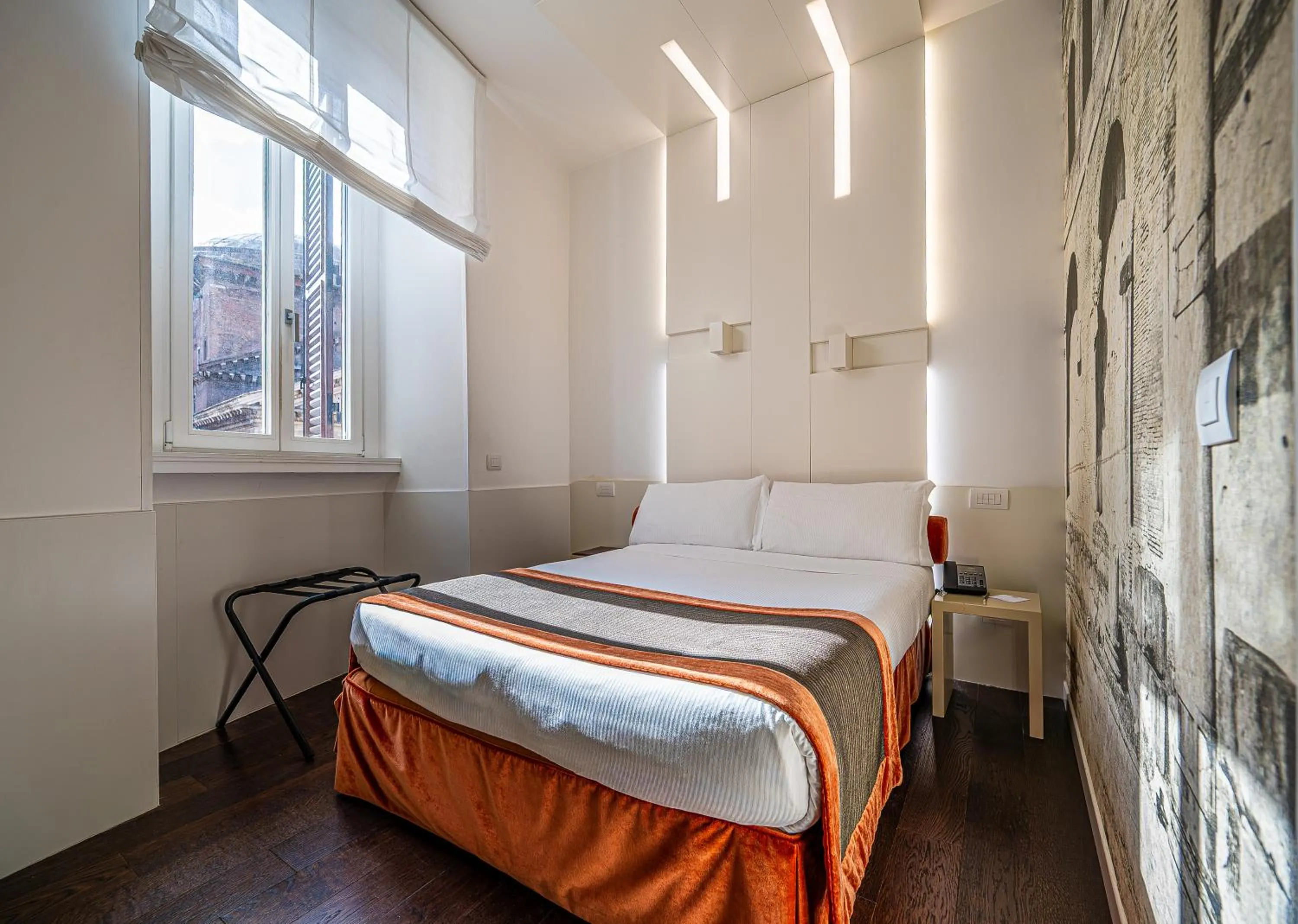 View (from property/room), Bed in Albergo Abruzzi