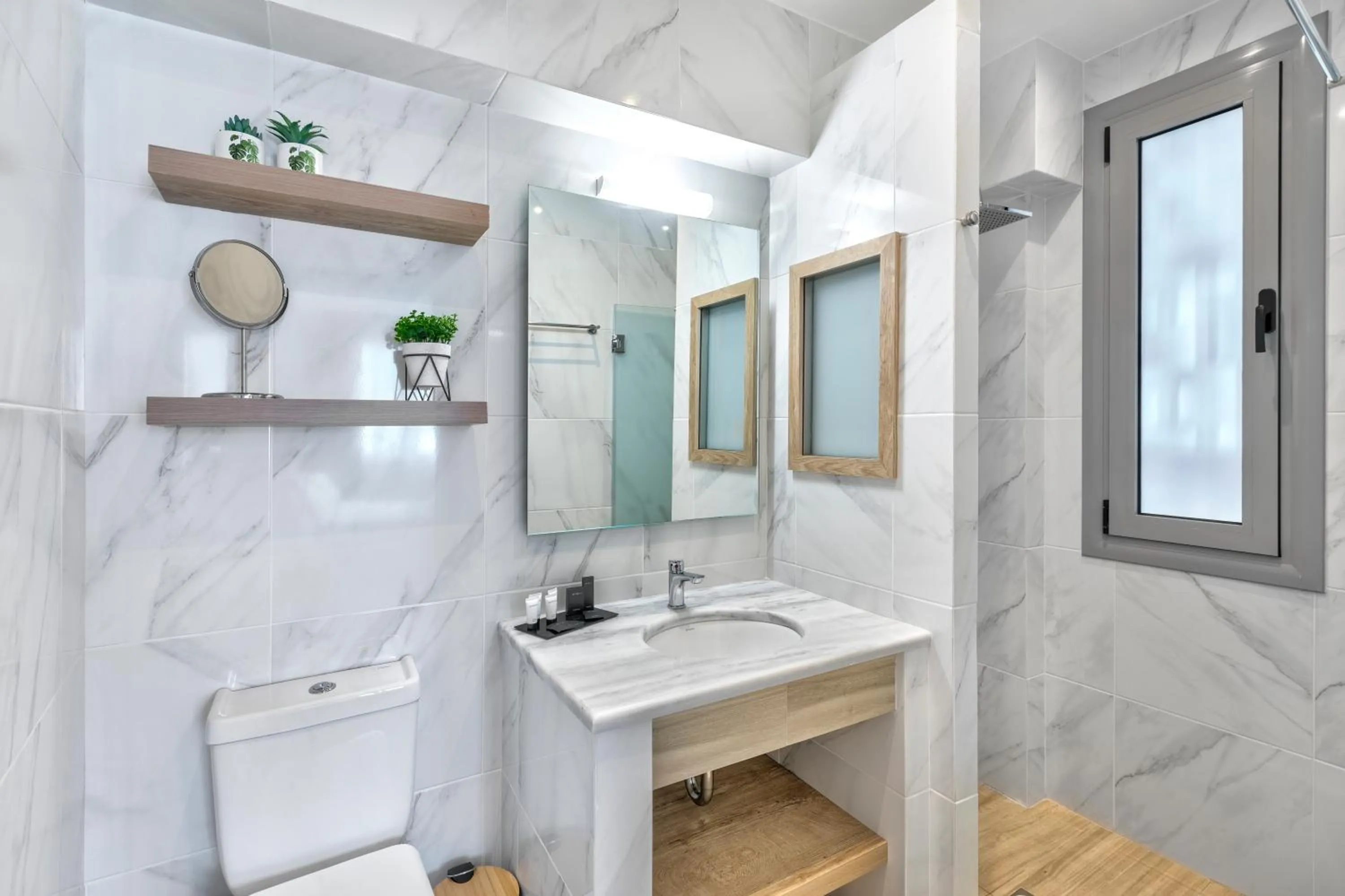 Bathroom in Acropolis City Life BH