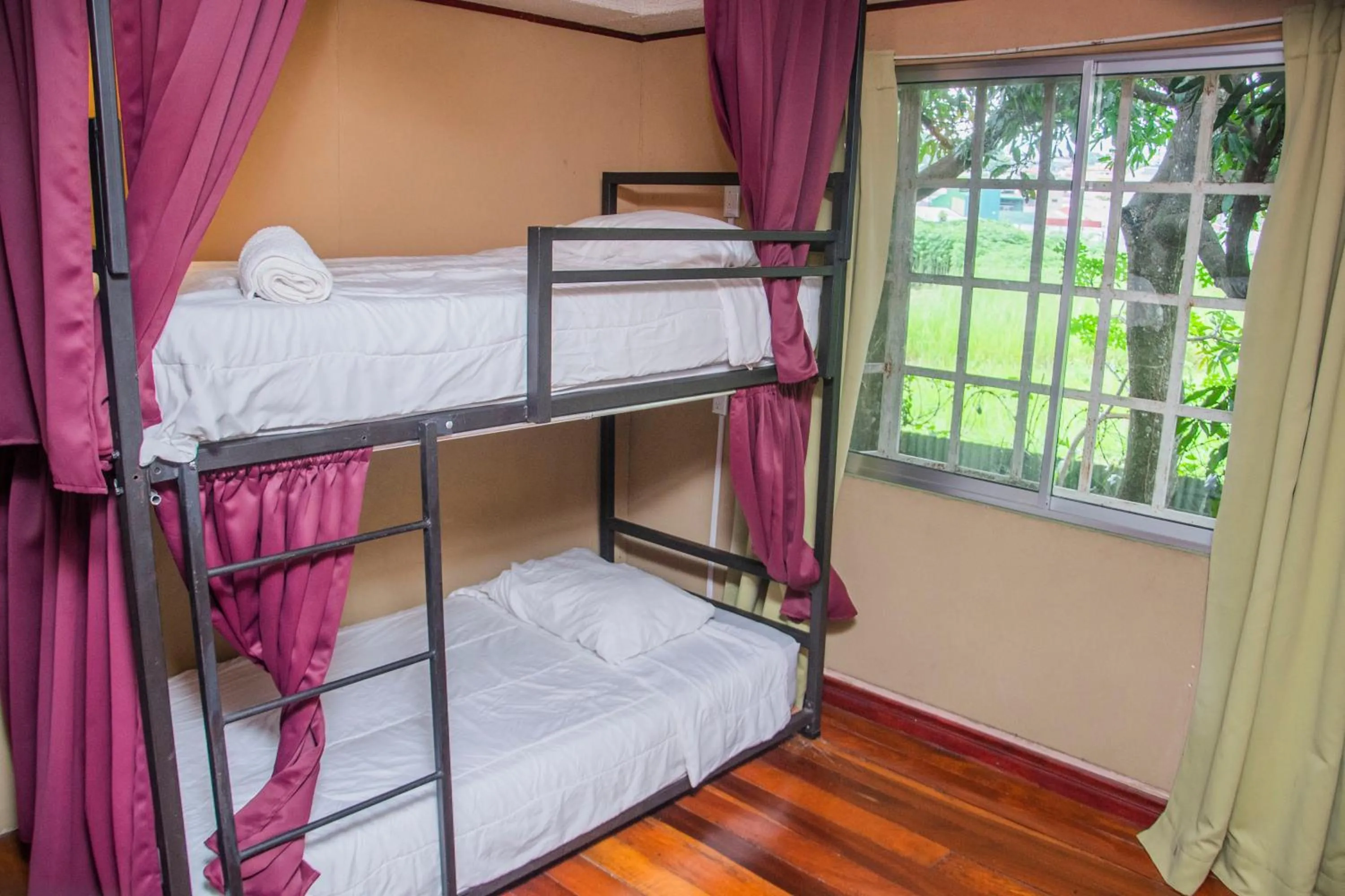 Bed in Gardens House, Airport Juan Santamaría, Alajuela, San José