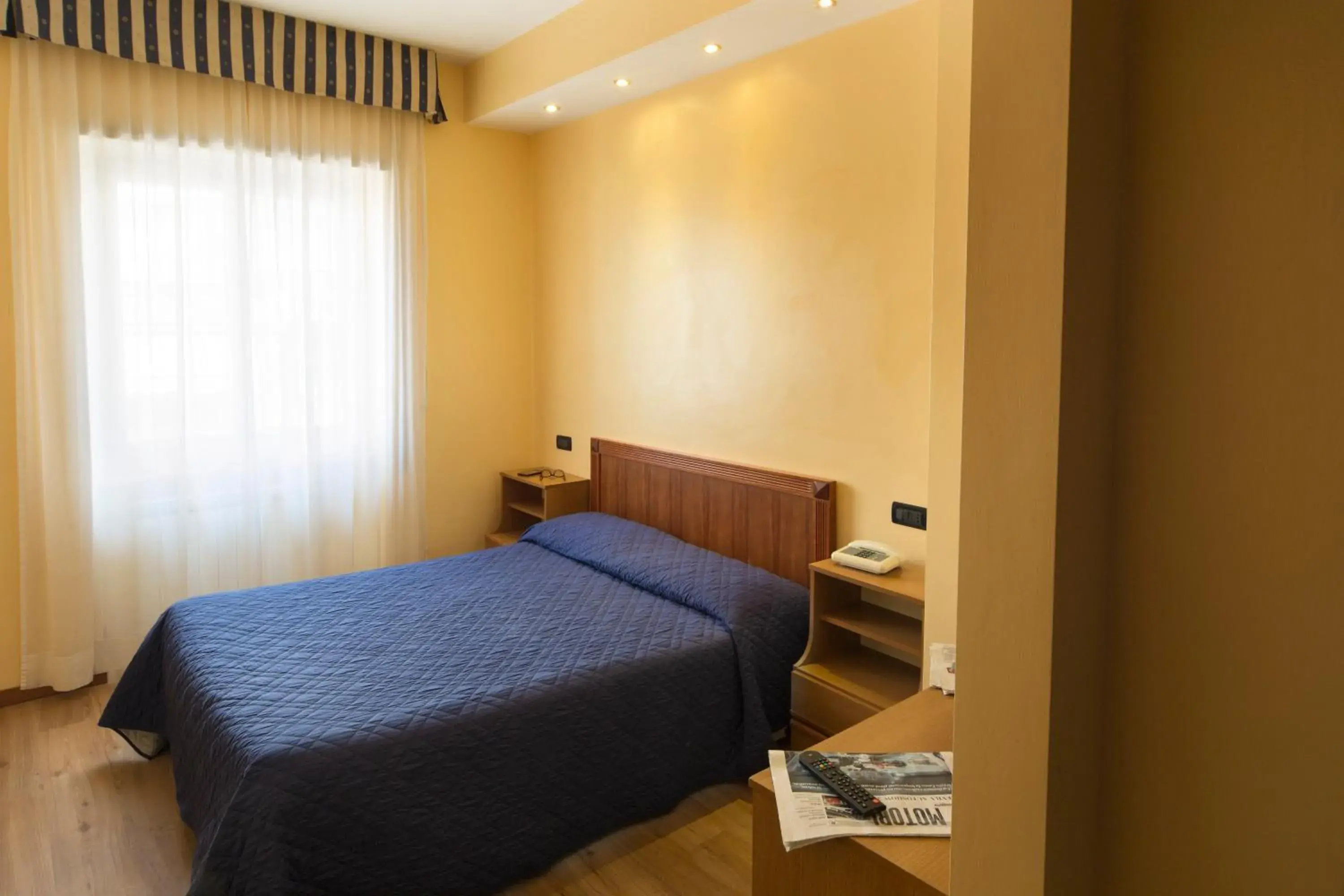 Double Room with Small Double Bed in Hotel De Paris Double Room with Small Double Bed in Hotel De Paris