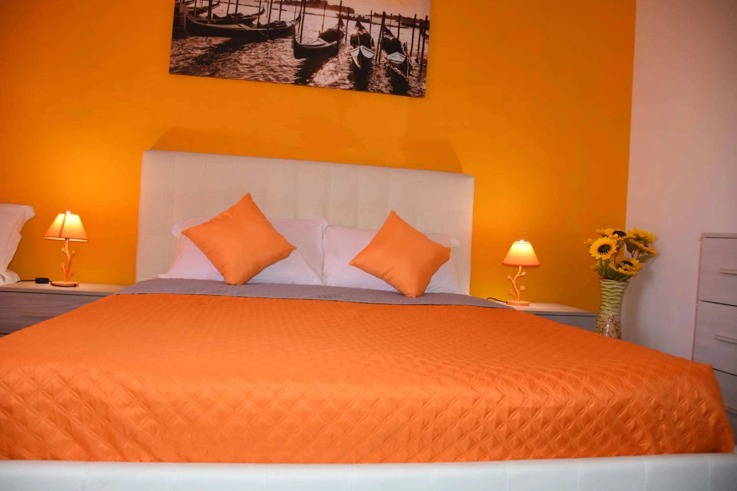 Bed in Venice Day Apartment