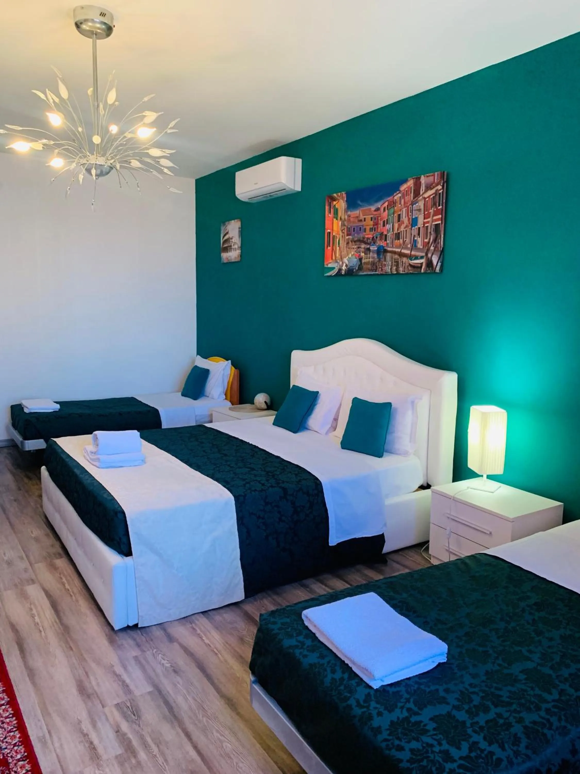 Bed in Venice Day Apartment