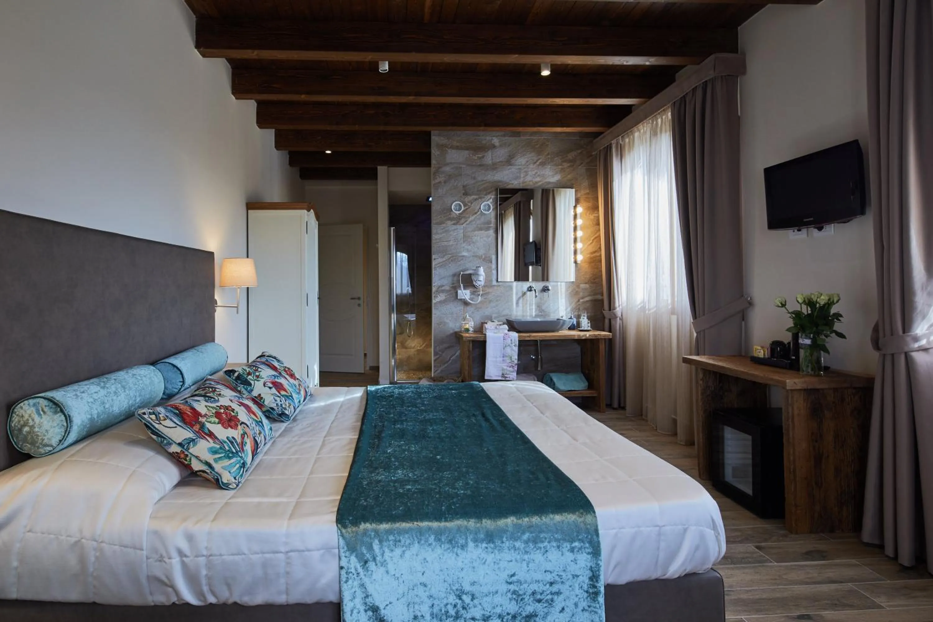 Bed in Il Castelluccio Country Resort Restaurant & SPA
