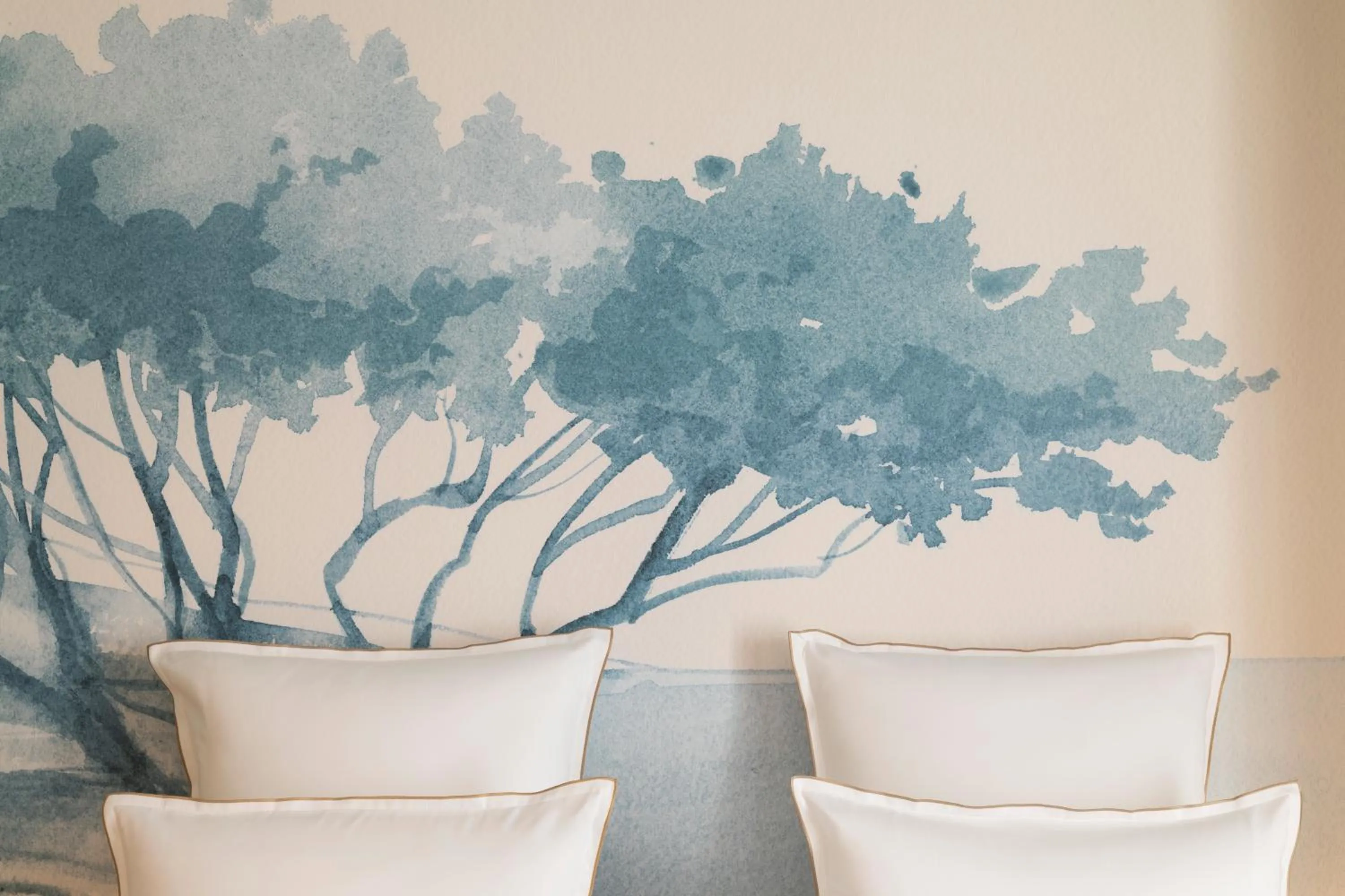 Decorative detail in Hôtel Le Cardinal