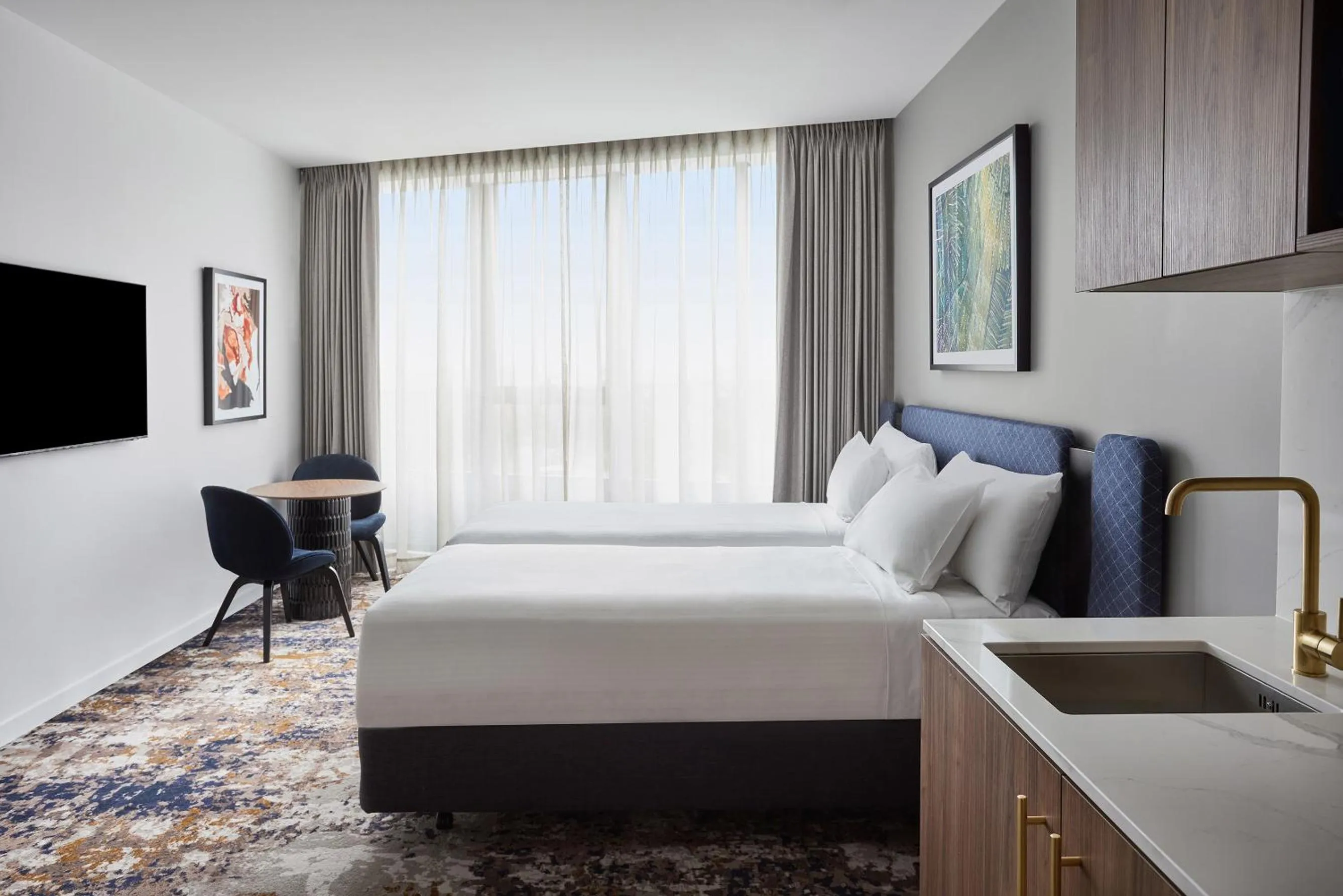 Bed in Adina Apartment Hotel Melbourne, Pentridge