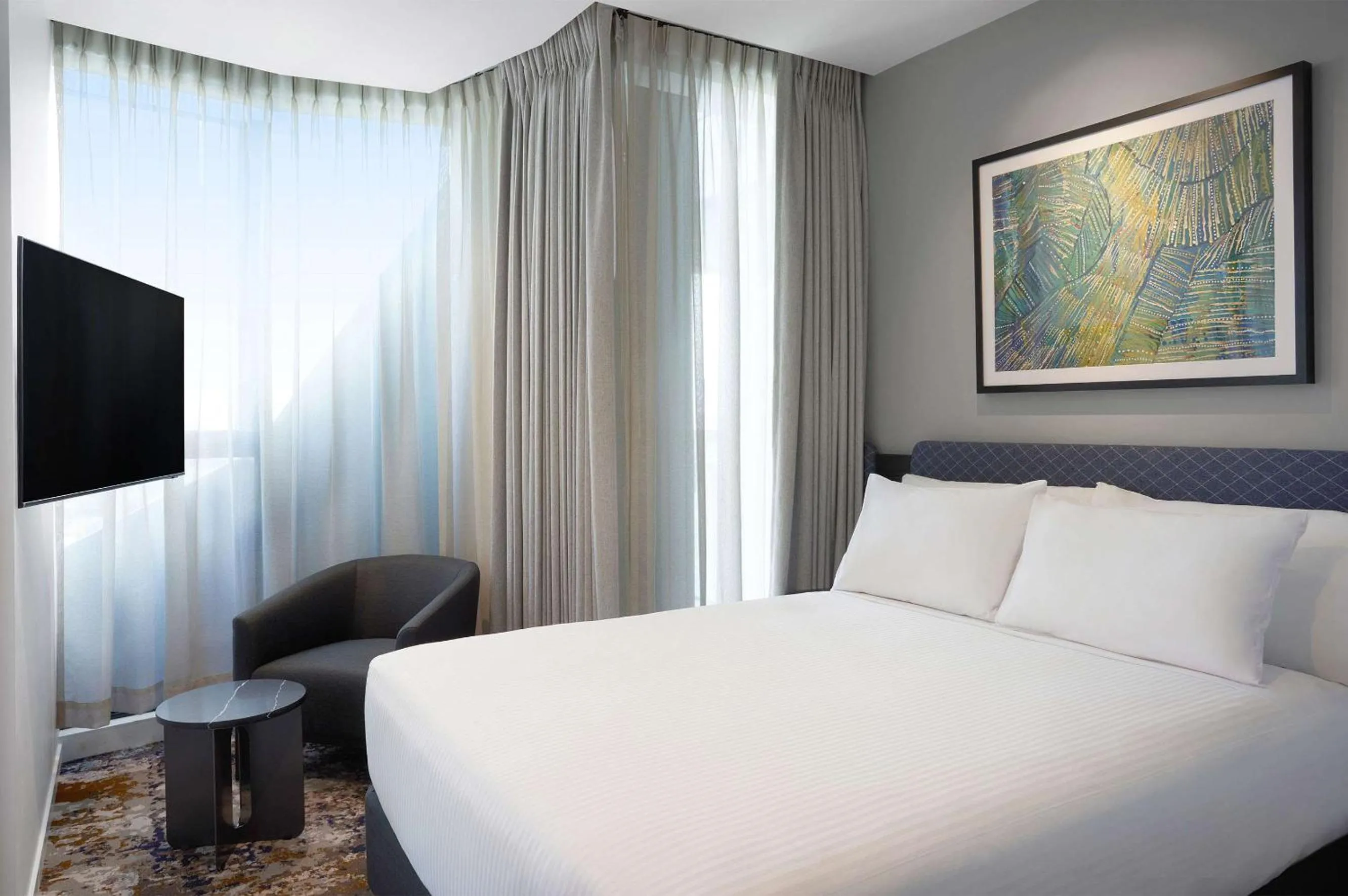 Bedroom, Bed in Adina Apartment Hotel Melbourne, Pentridge