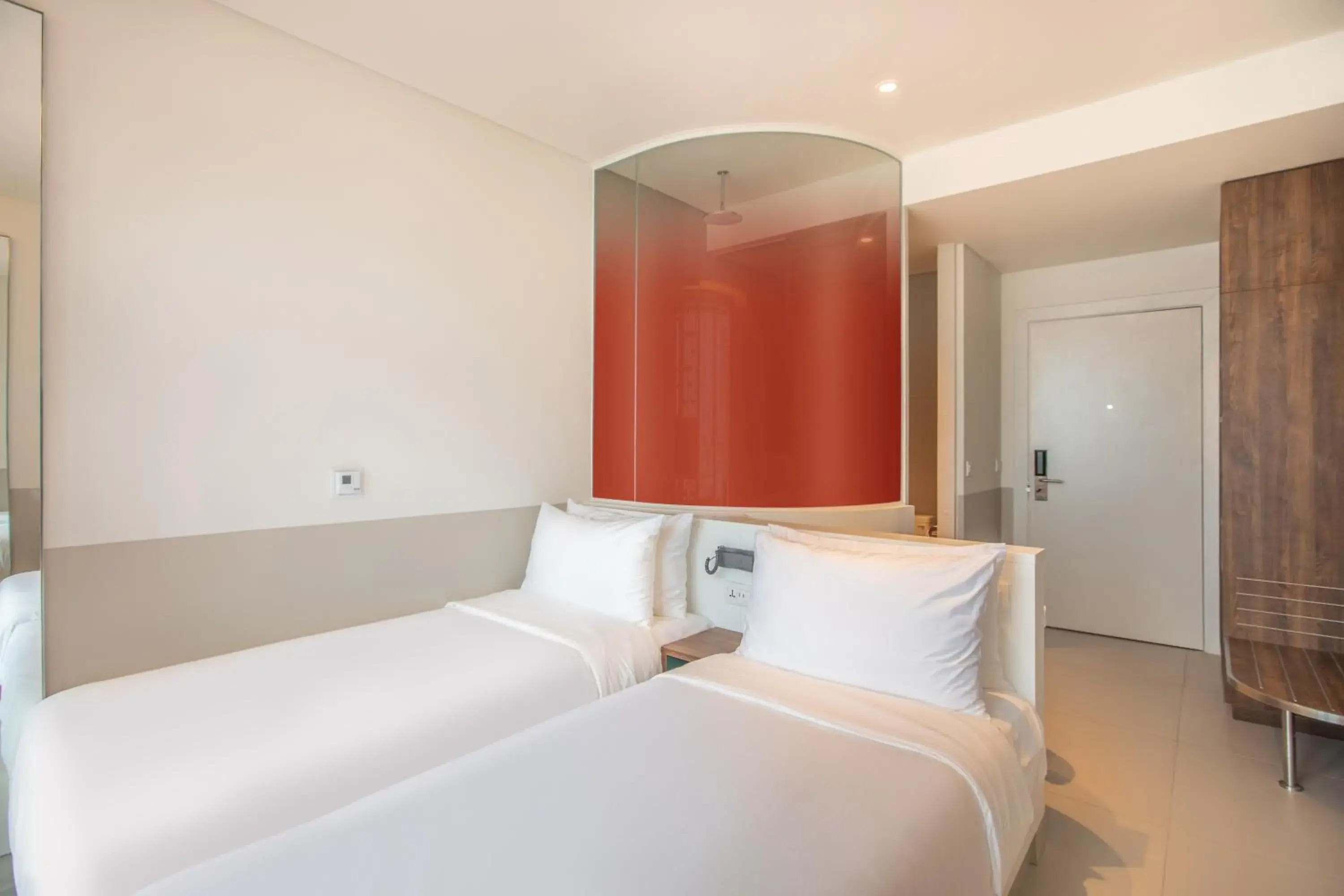 Deluxe Twin Room in Wink Hotel Danang Centre - 24hrs Lifestyle Stay Deluxe Twin Room in Wink Hotel Danang Centre - 24hrs Lifestyle Stay