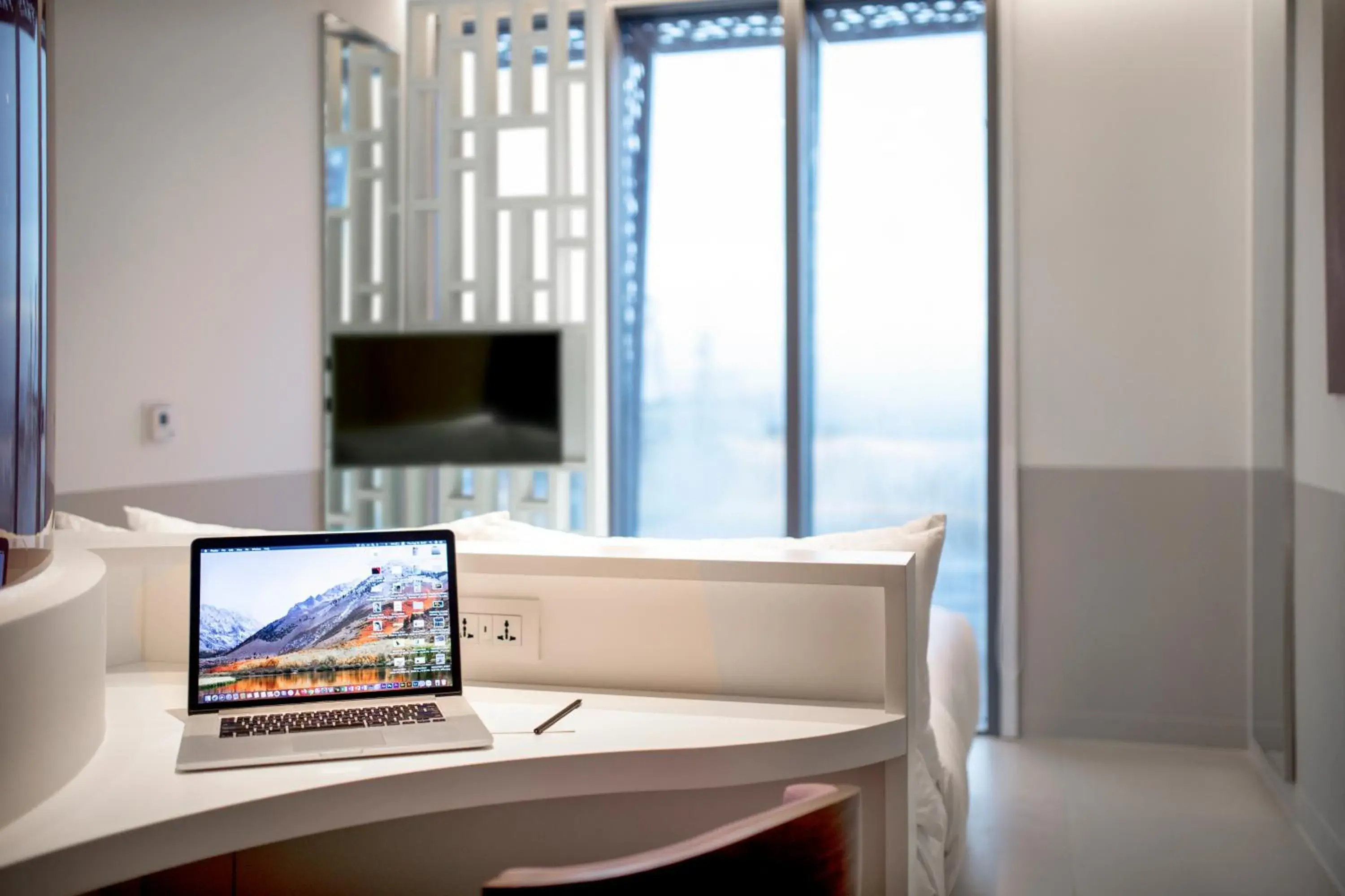 Premier Queen City View in Wink Hotel Danang Centre - Affordable Luxury - 24hrs Stay & Dragon Bridge View Premier Queen City View in Wink Hotel Danang Centre - Affordable Luxury - 24hrs Stay & Dragon Bridge View