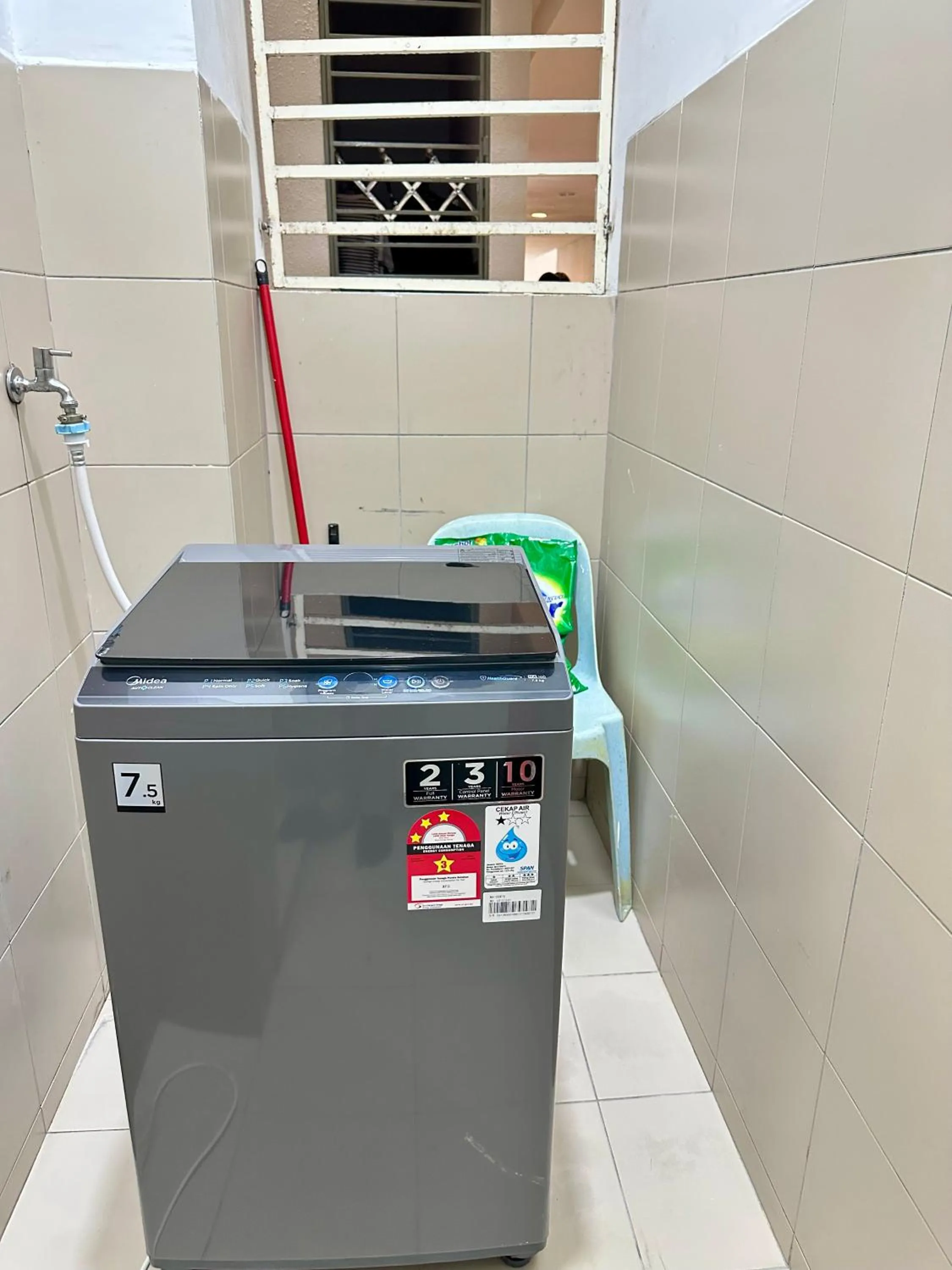 washing machine in AJ Suites @ Loft Imago KK