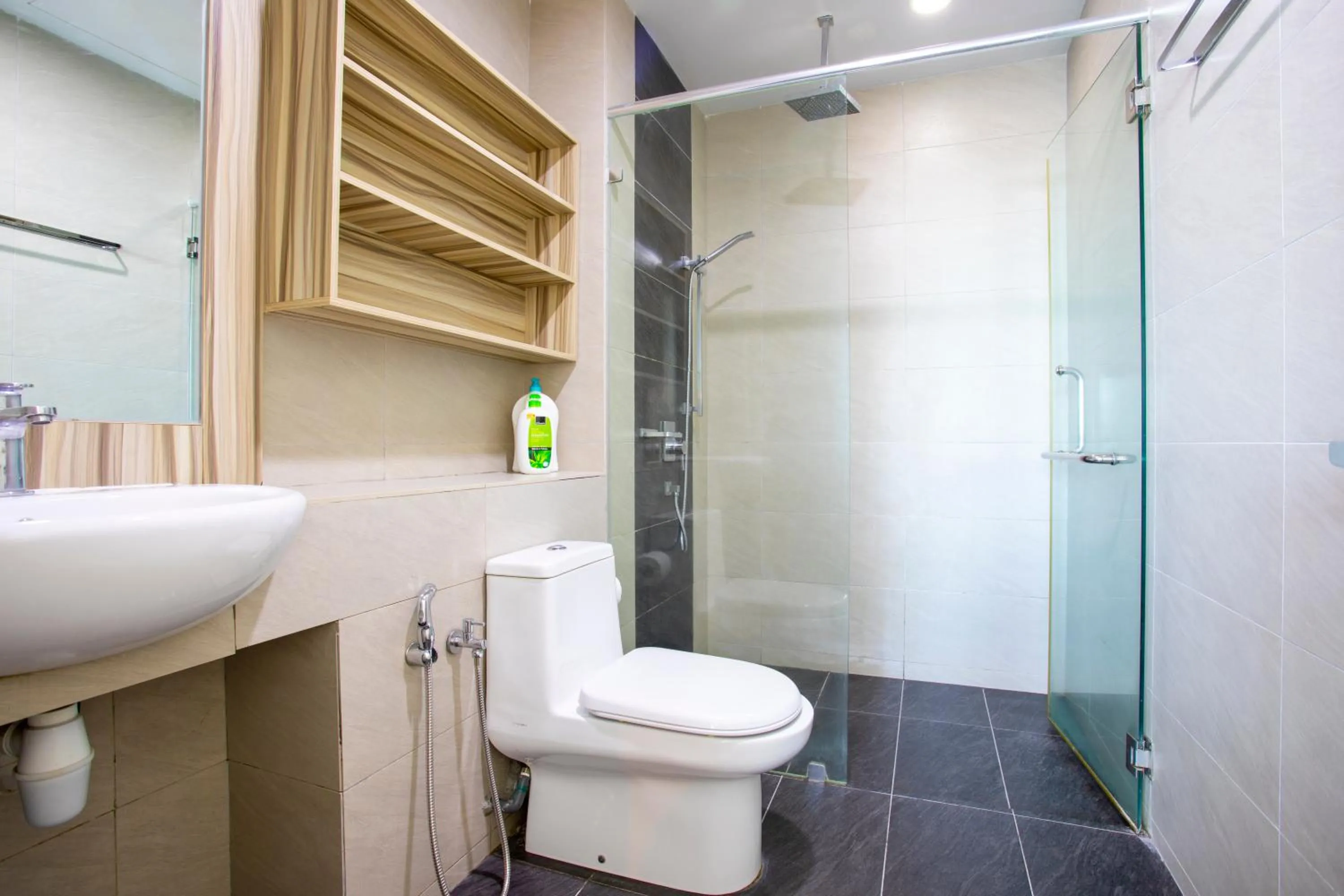 Toilet in AJ Suites @ Loft Imago KK