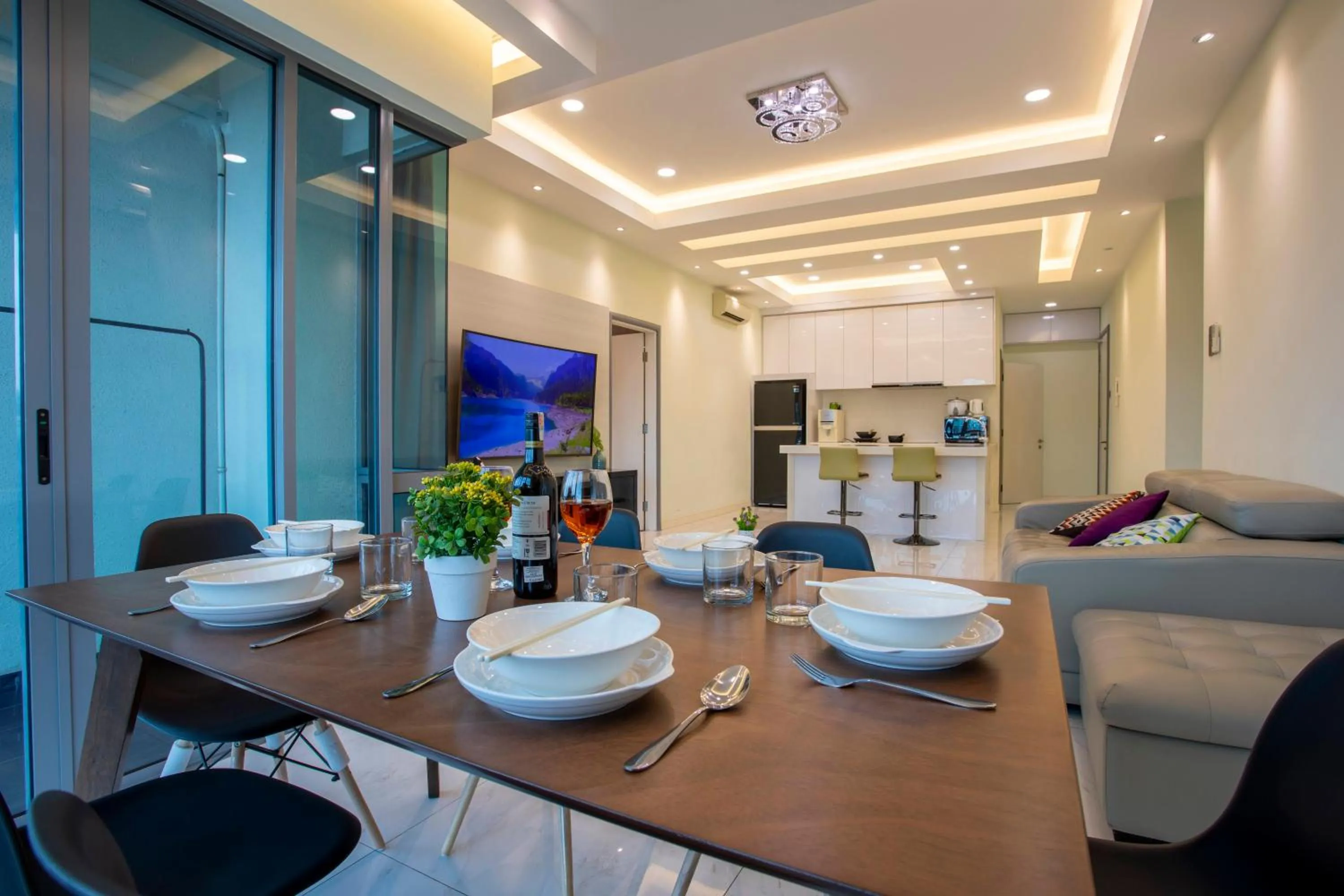 Dining area in AJ Suites @ Loft Imago KK