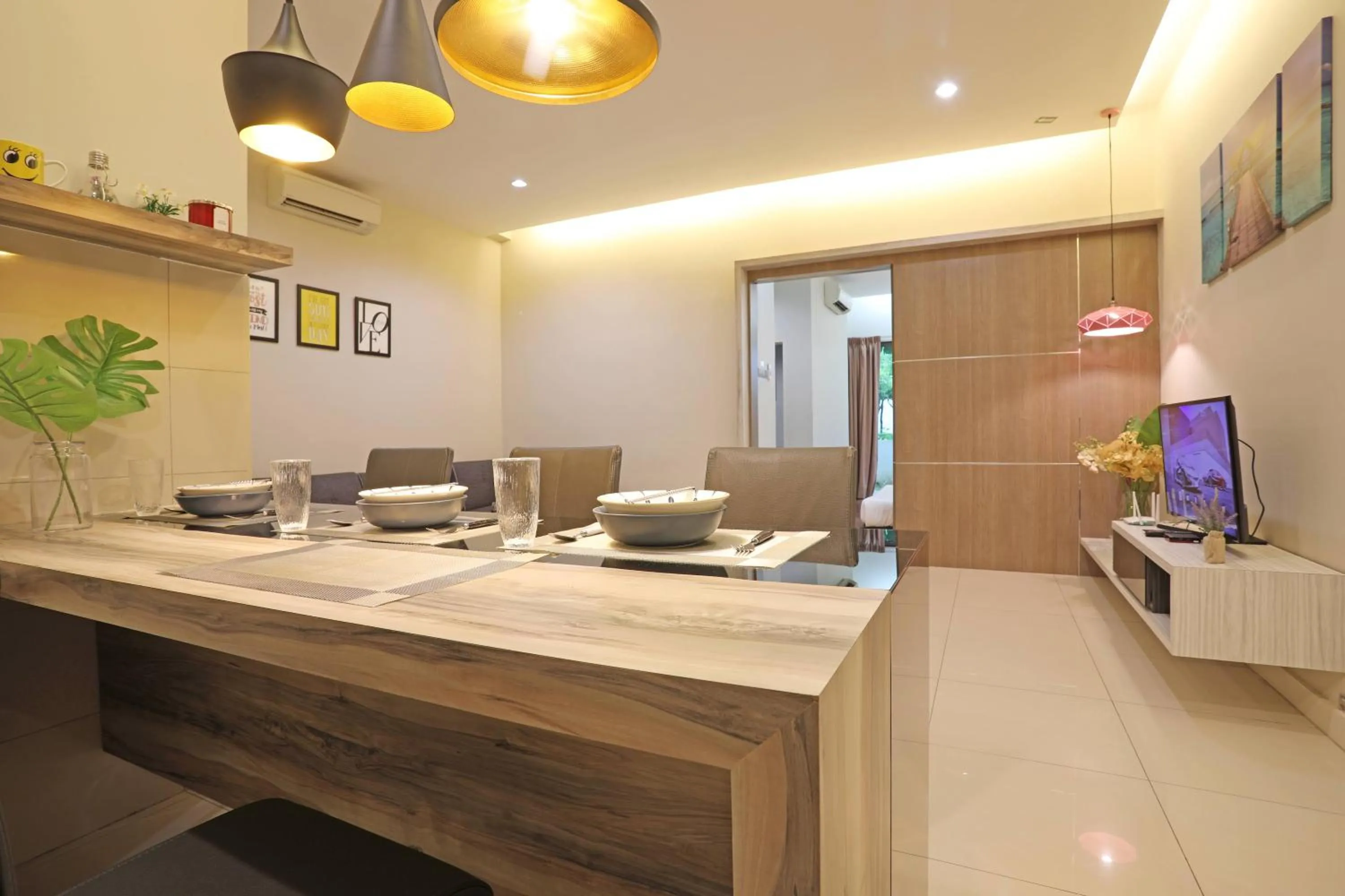 Dining area in AJ Suites @ Loft Imago KK