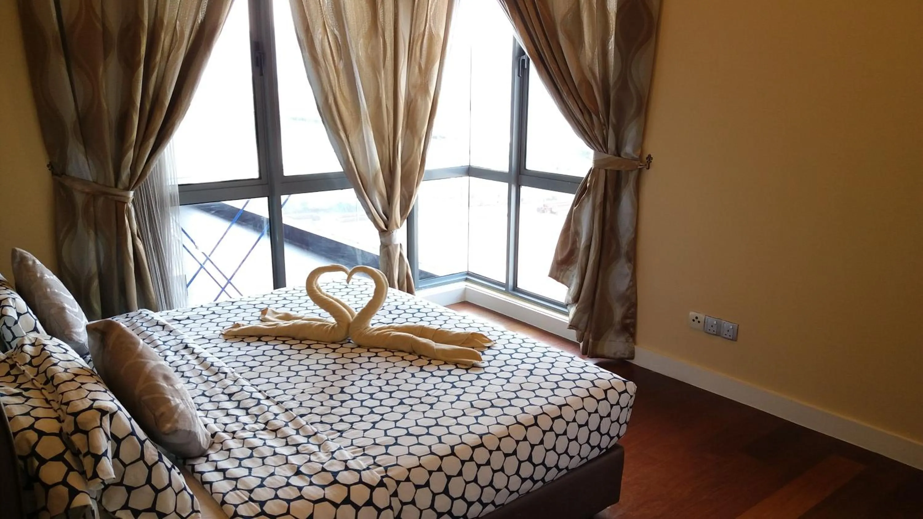 Bedroom, Bed in AJ Suites @ Loft Imago KK