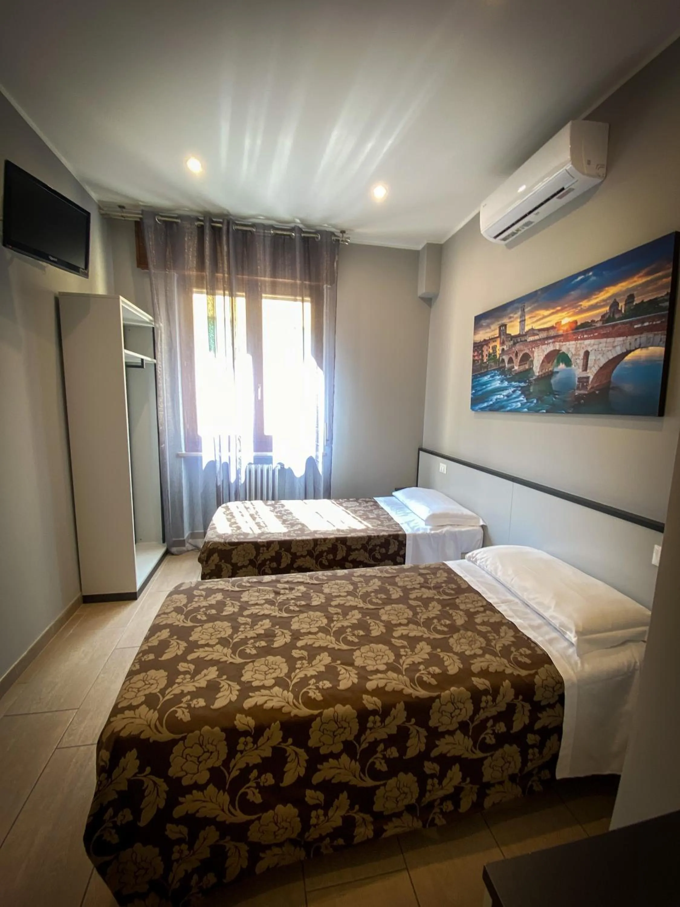 Bedroom, Bed in Hotel Arena