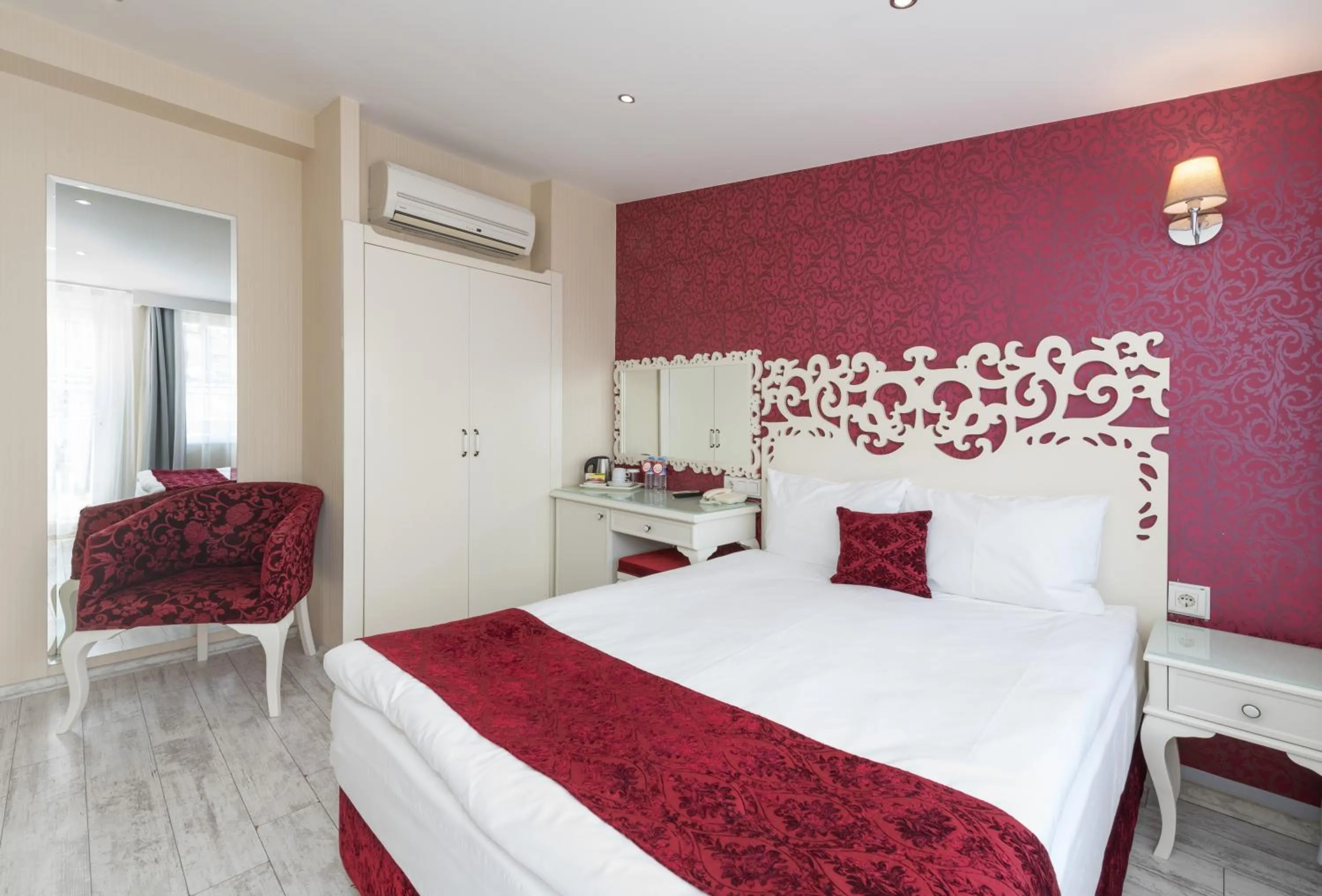 Bed in Dream Bosphorus Hotel