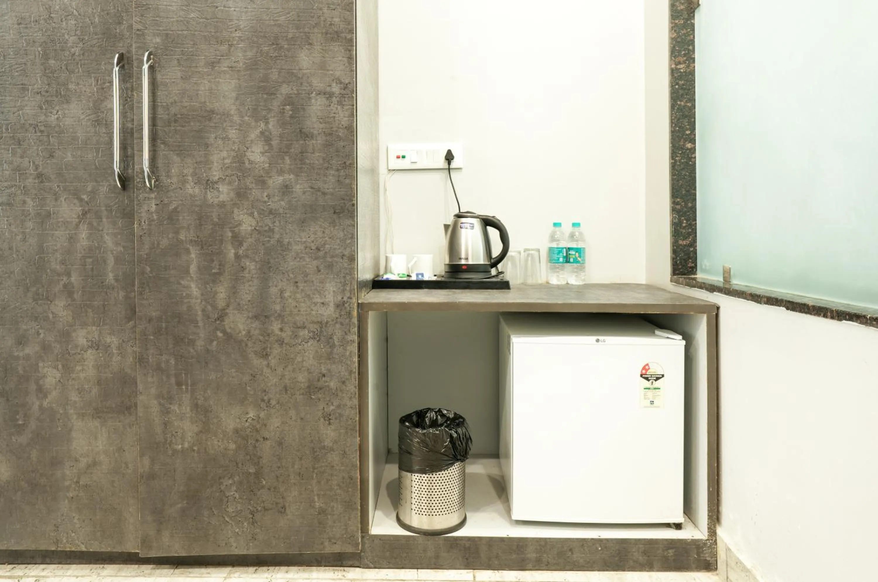 wardrobe in Hotel Vasdaa Grand