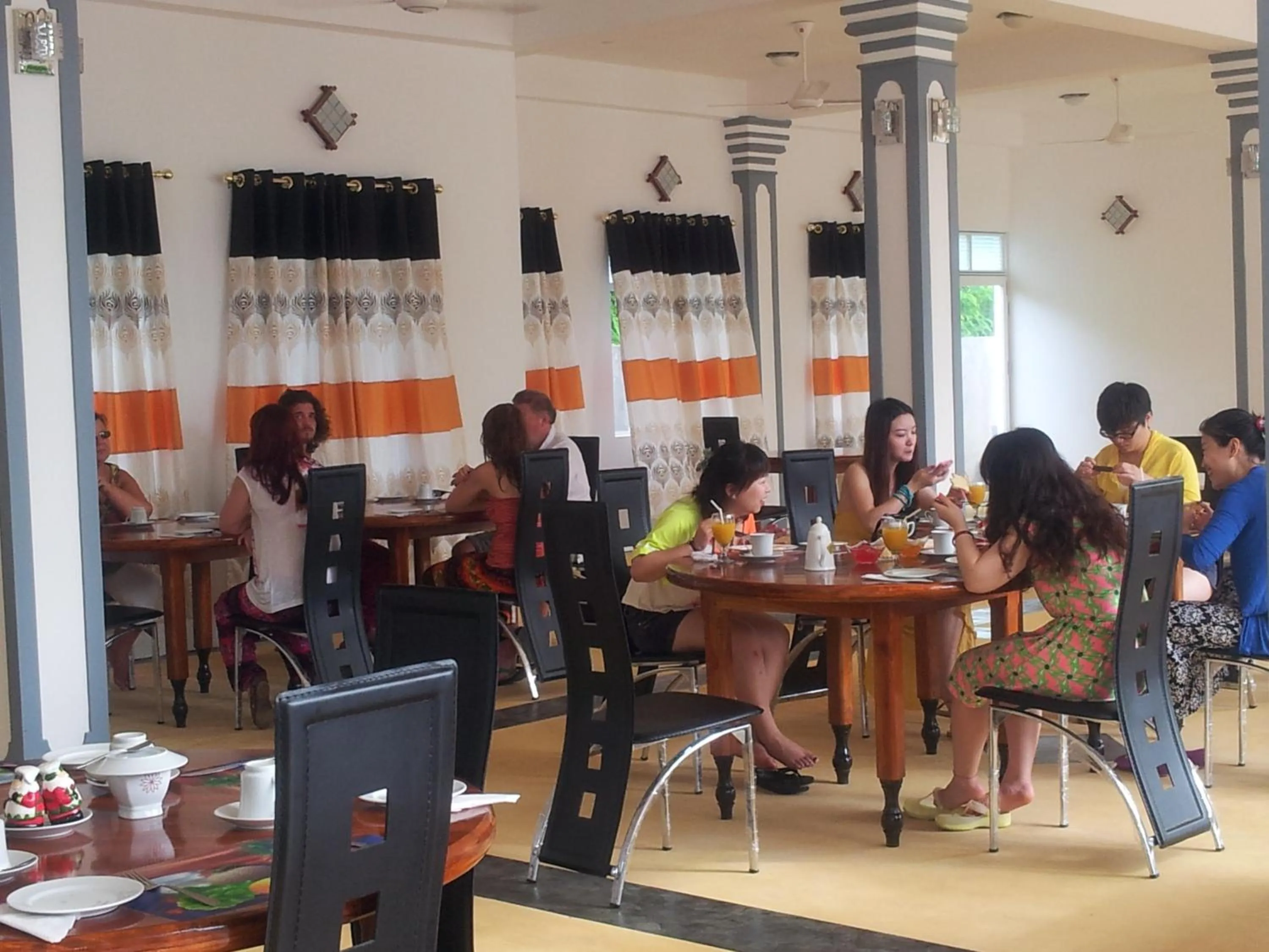 Restaurant/places to eat in Peacock Reach Hotel