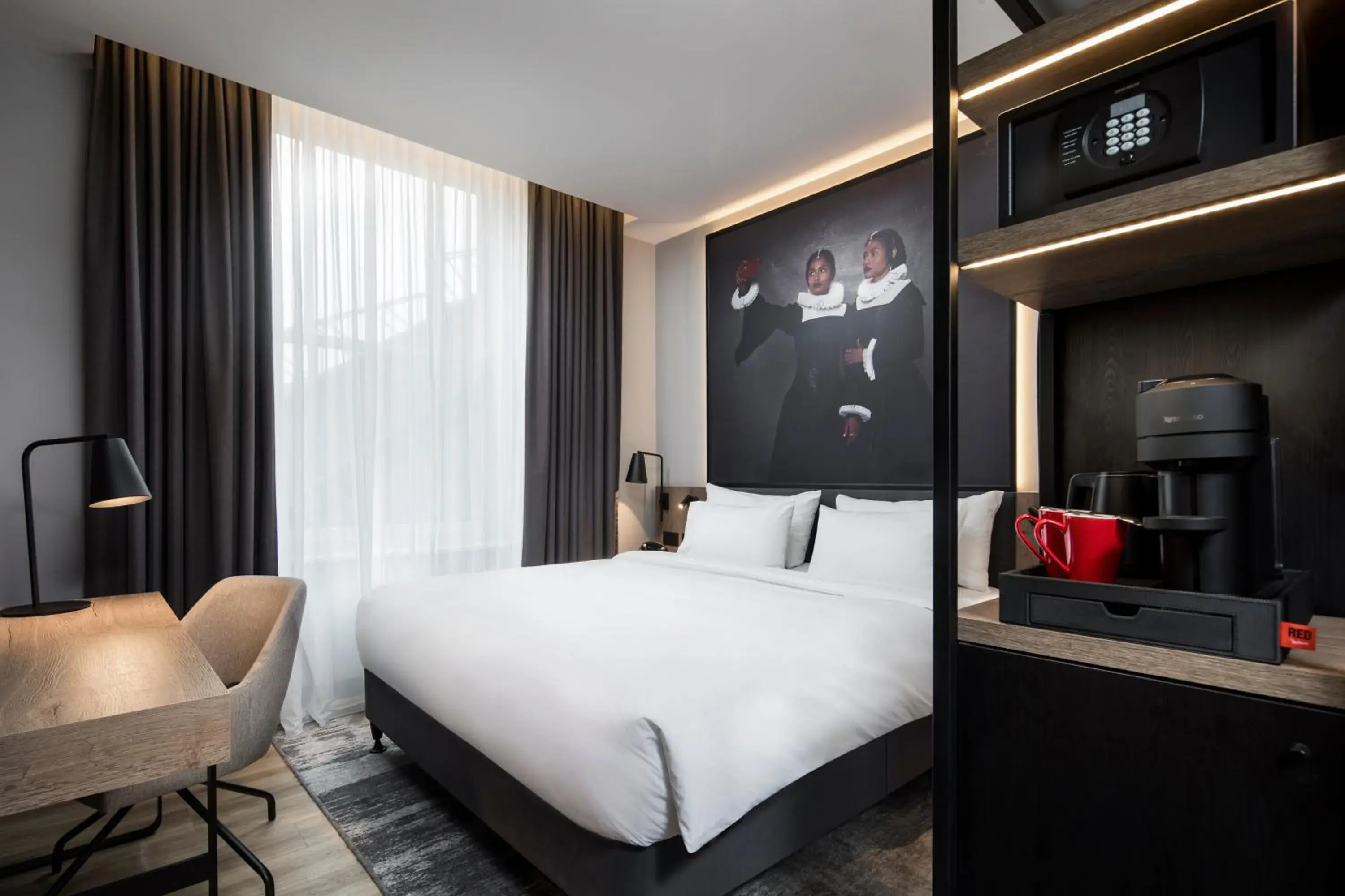 Standard Room in Radisson RED Hotel, Liverpool Standard Room in Radisson RED Hotel, Liverpool