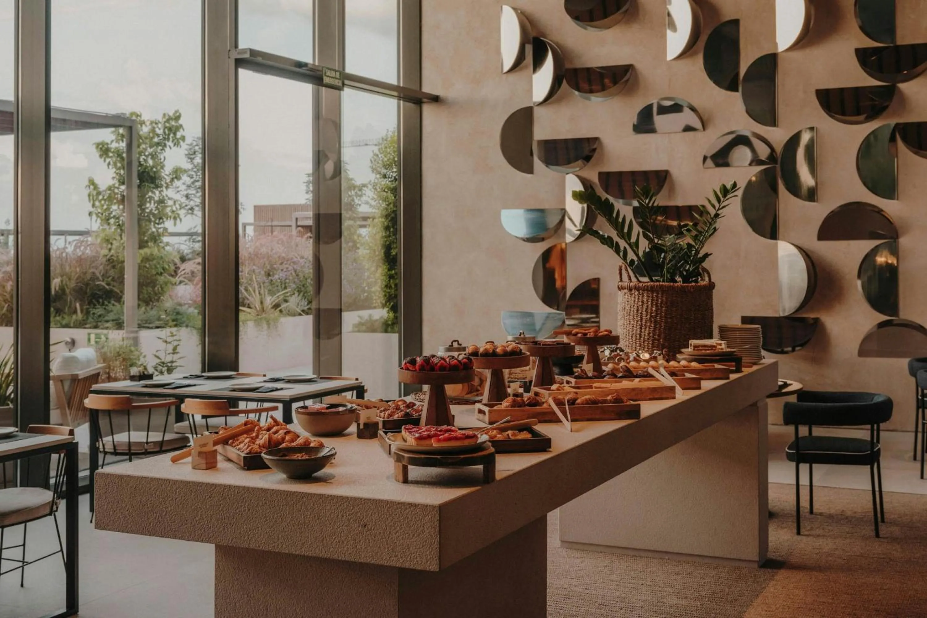 Breakfast in Sabàtic Sitges Hotel, Autograph Collection