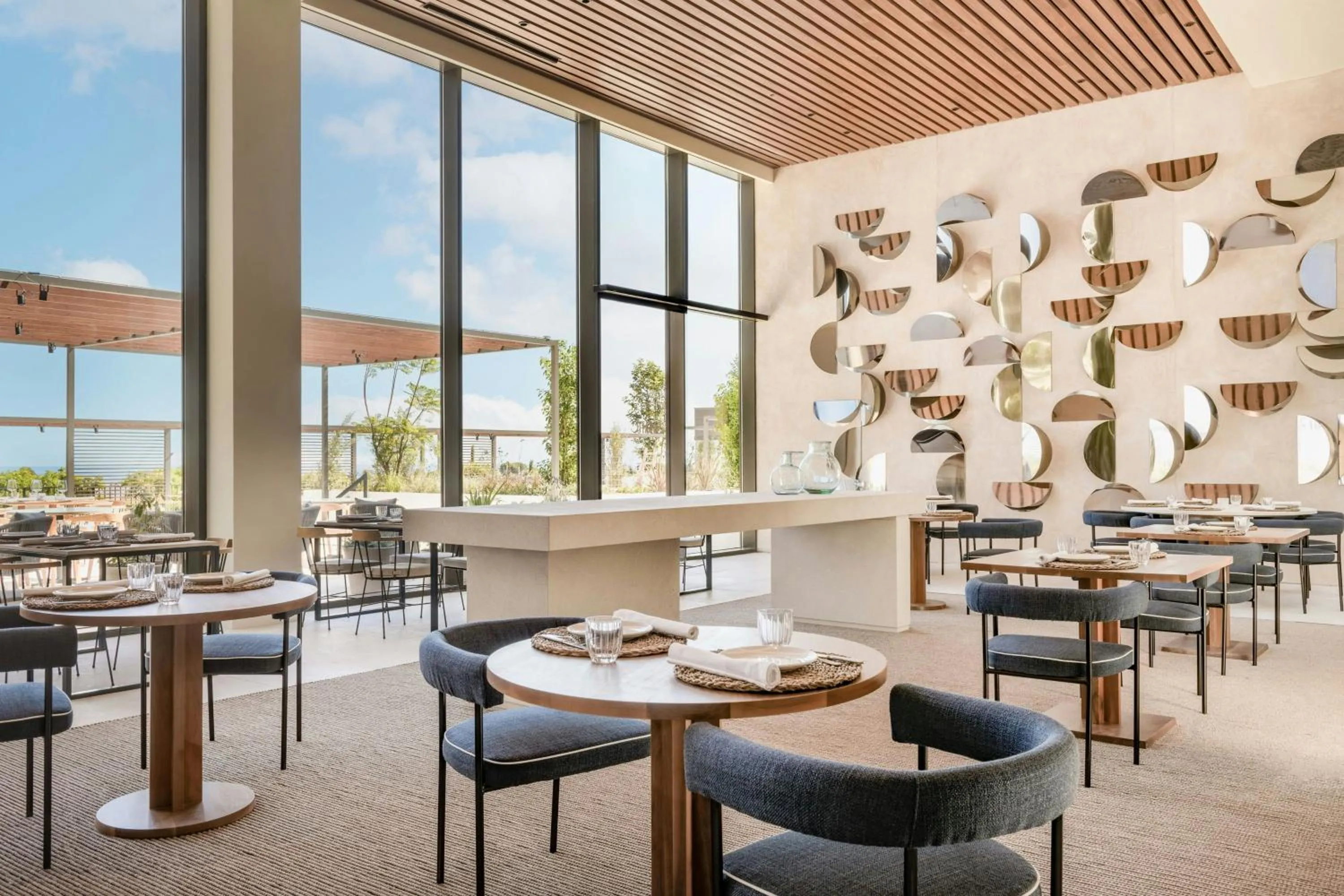 Restaurant/places to eat in Sabàtic Sitges Hotel, Autograph Collection