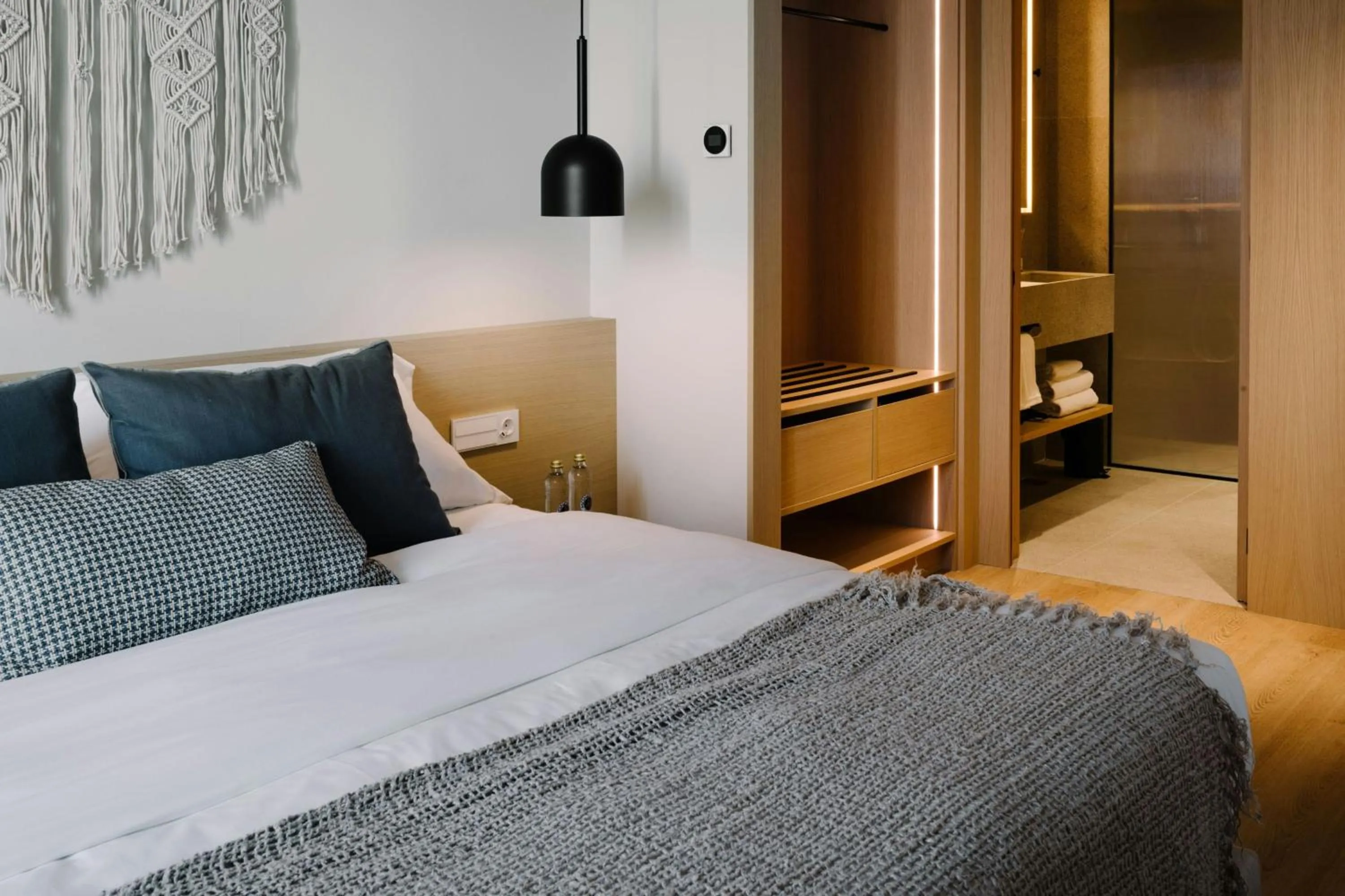 Photo of the whole room, Bed in Sabàtic Sitges Hotel, Autograph Collection