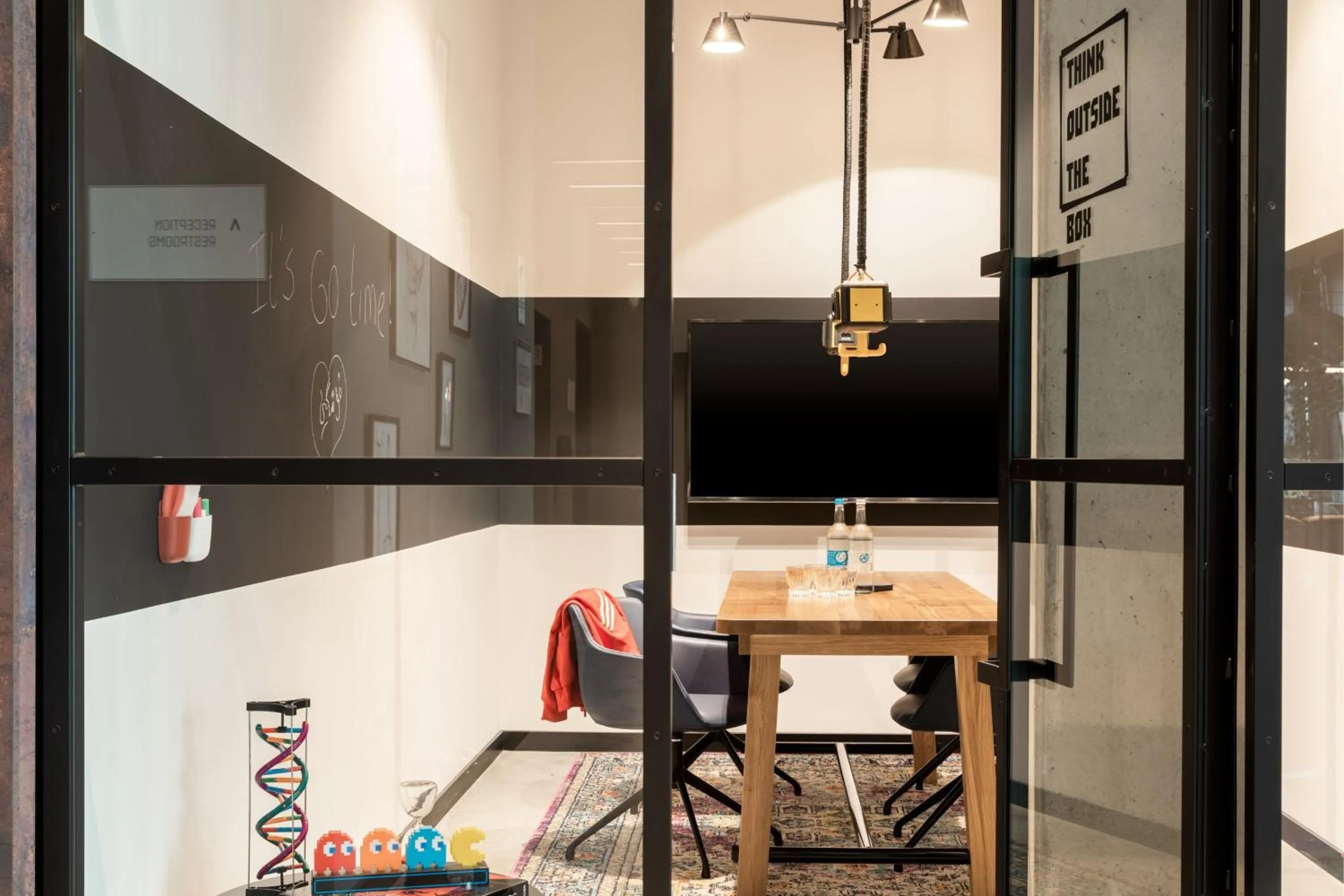 Meeting/conference room in Moxy Wuerzburg