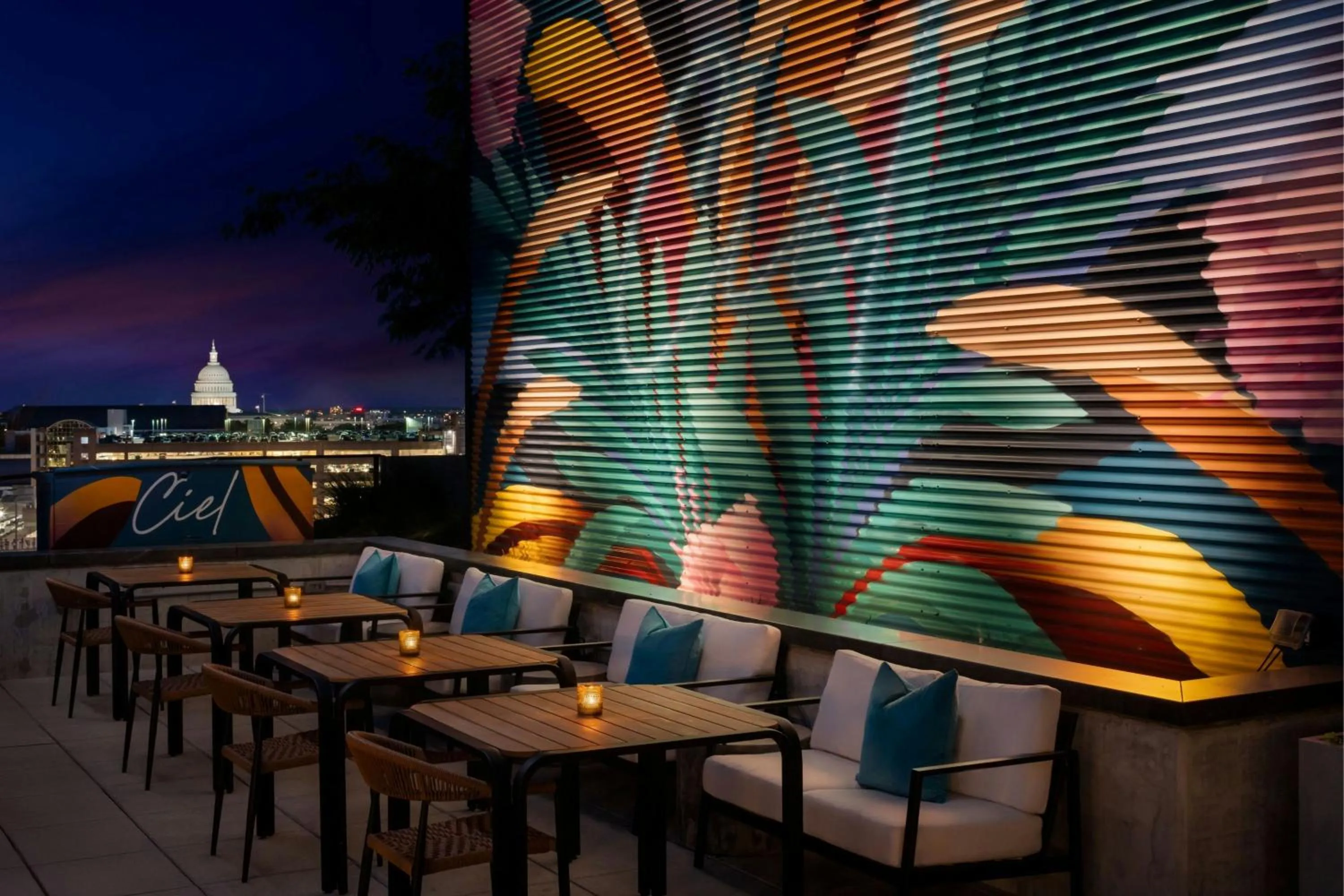 Restaurant/places to eat in Washington Marriott Capitol Hill