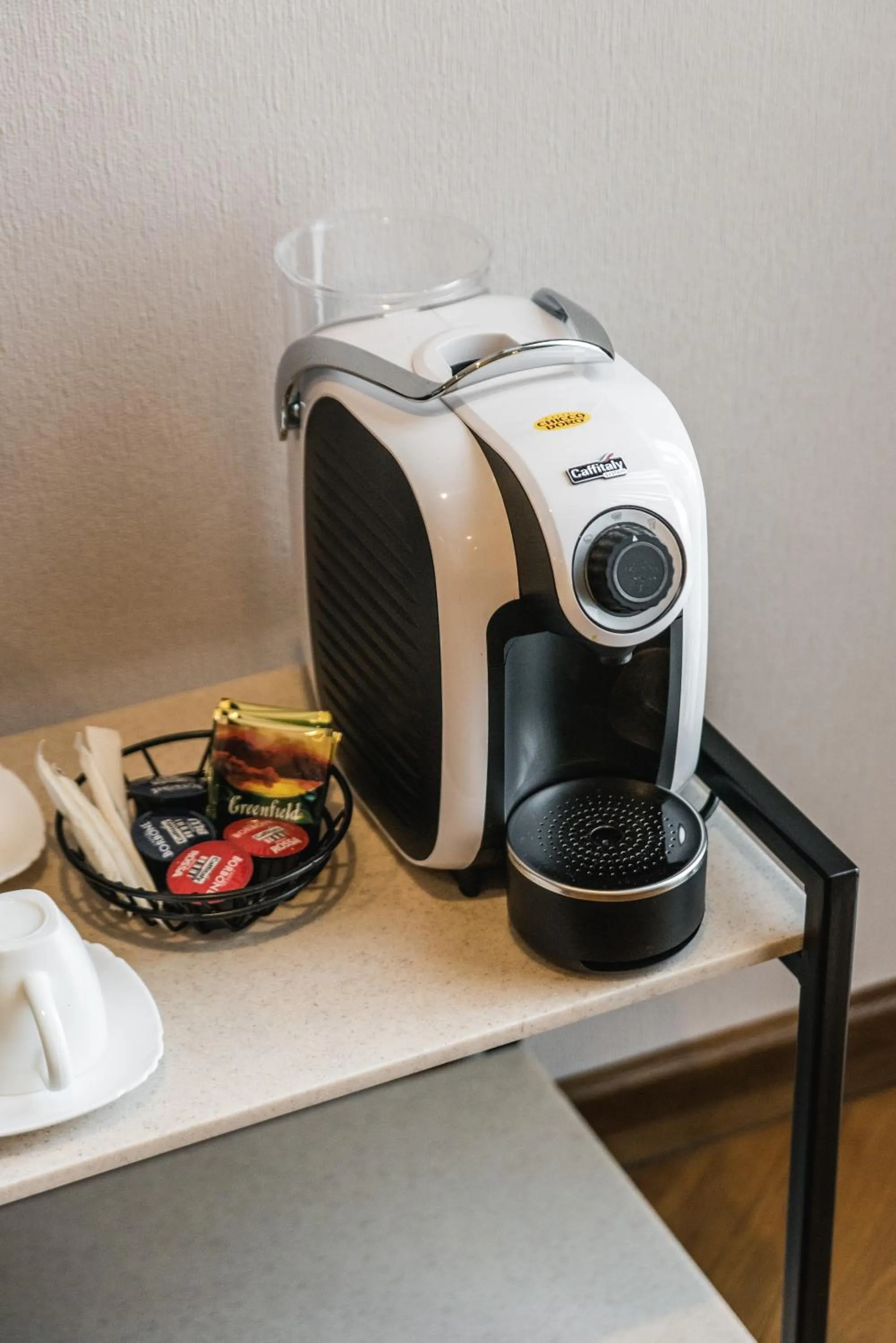 Coffee/tea facilities in Makmani Boutique Hotel by DNT Group