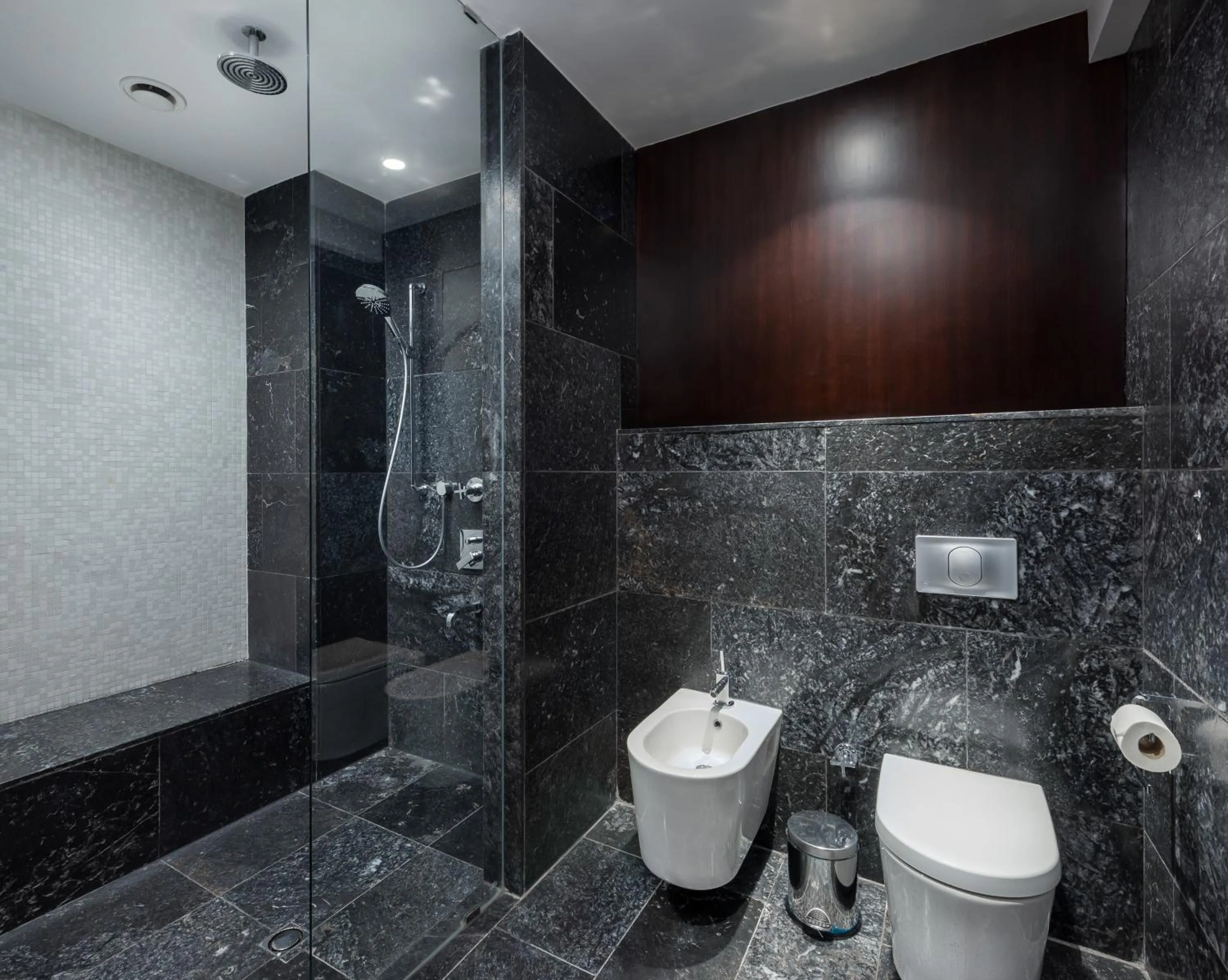 Toilet in The Stay Boulevard Nisantasi