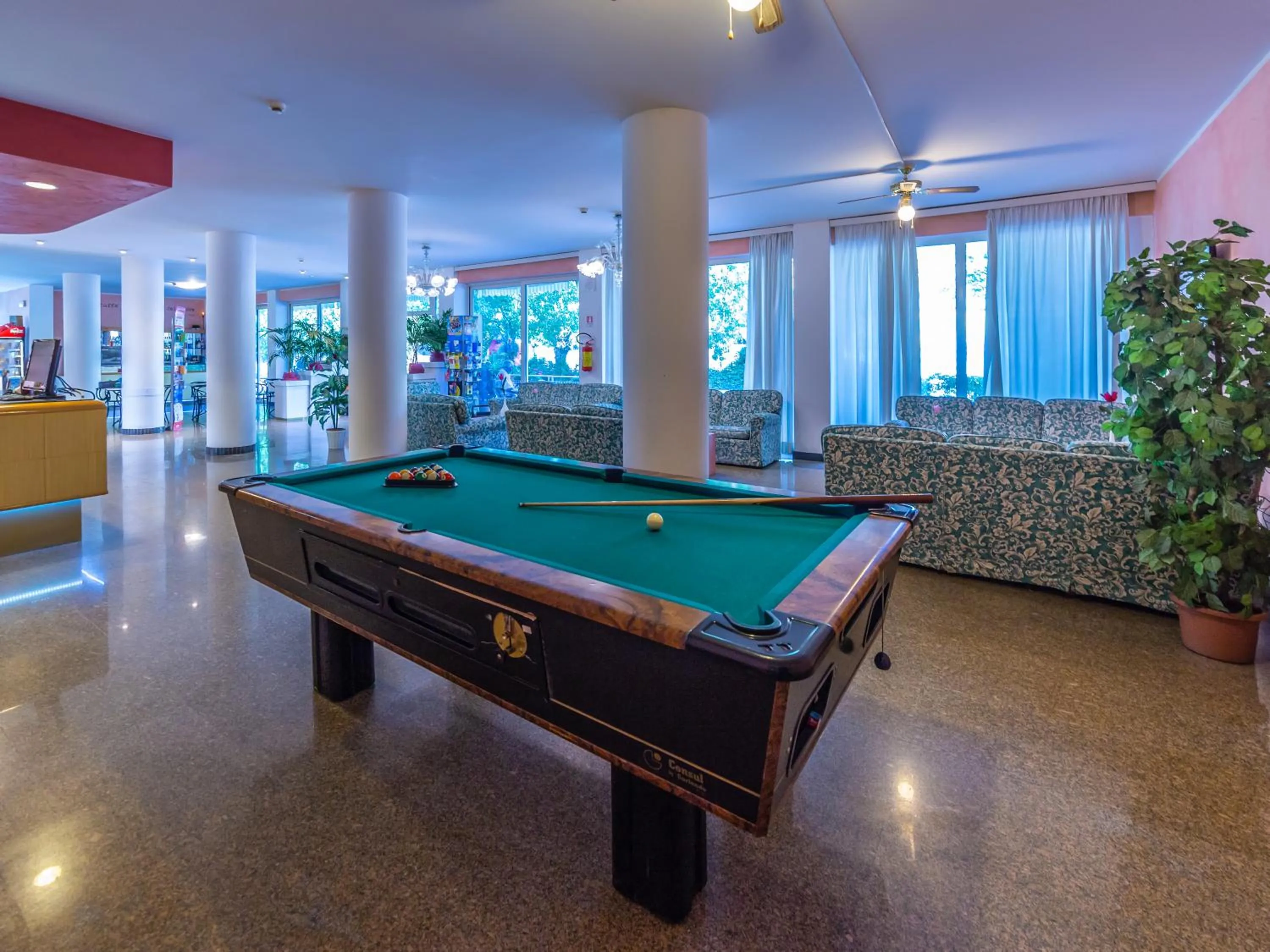 Billiard in Hotel Beverly