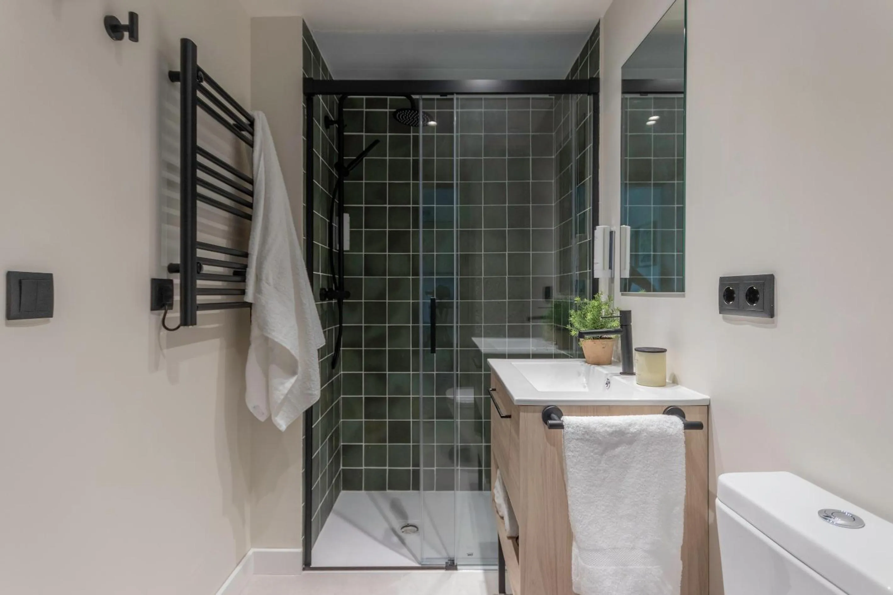 Shower in Líbere Pamplona Yamaguchi