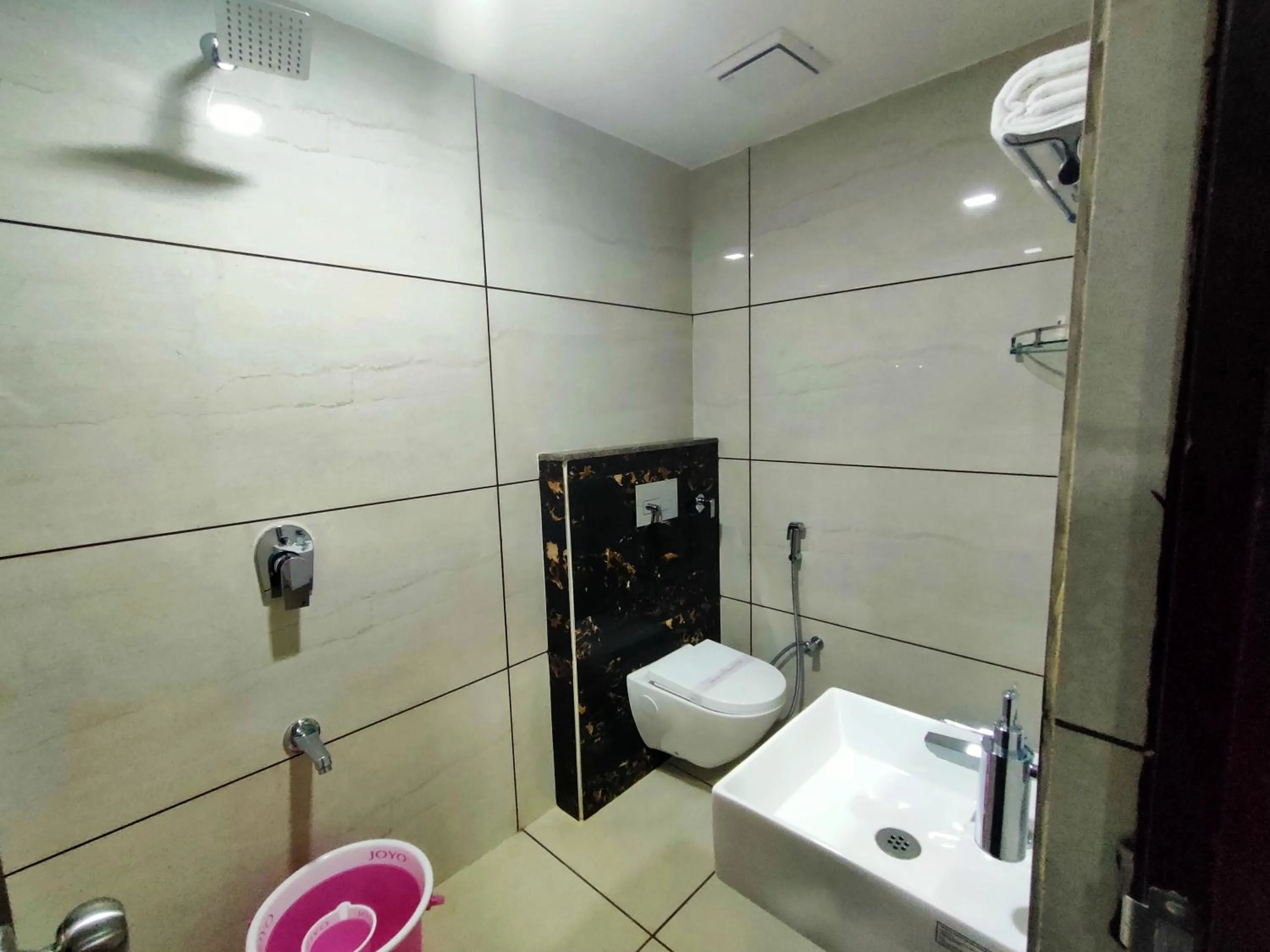 Bathroom in Hotel Jai Harsh