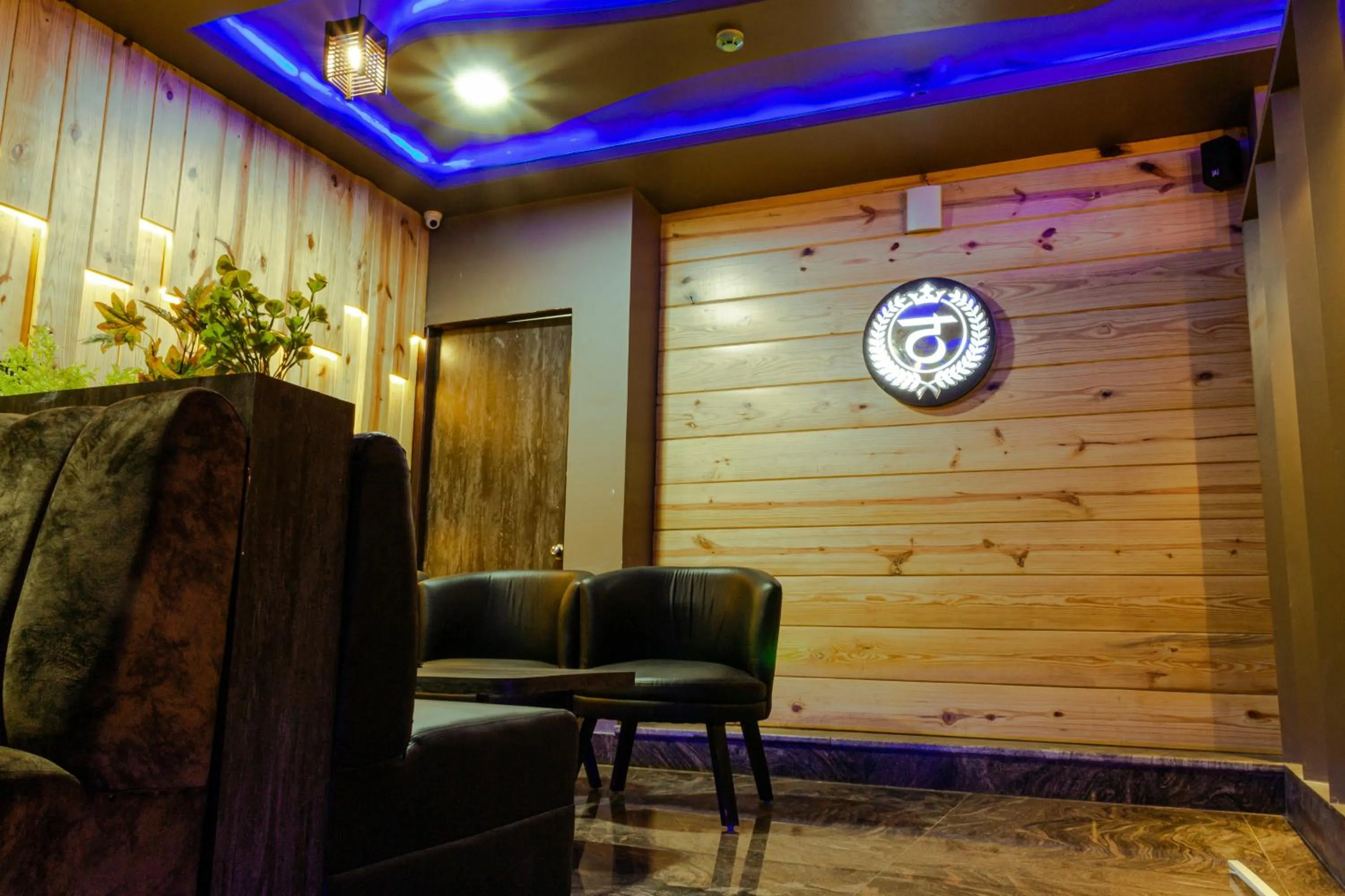 Restaurant/places to eat in Hotel Jai Harsh