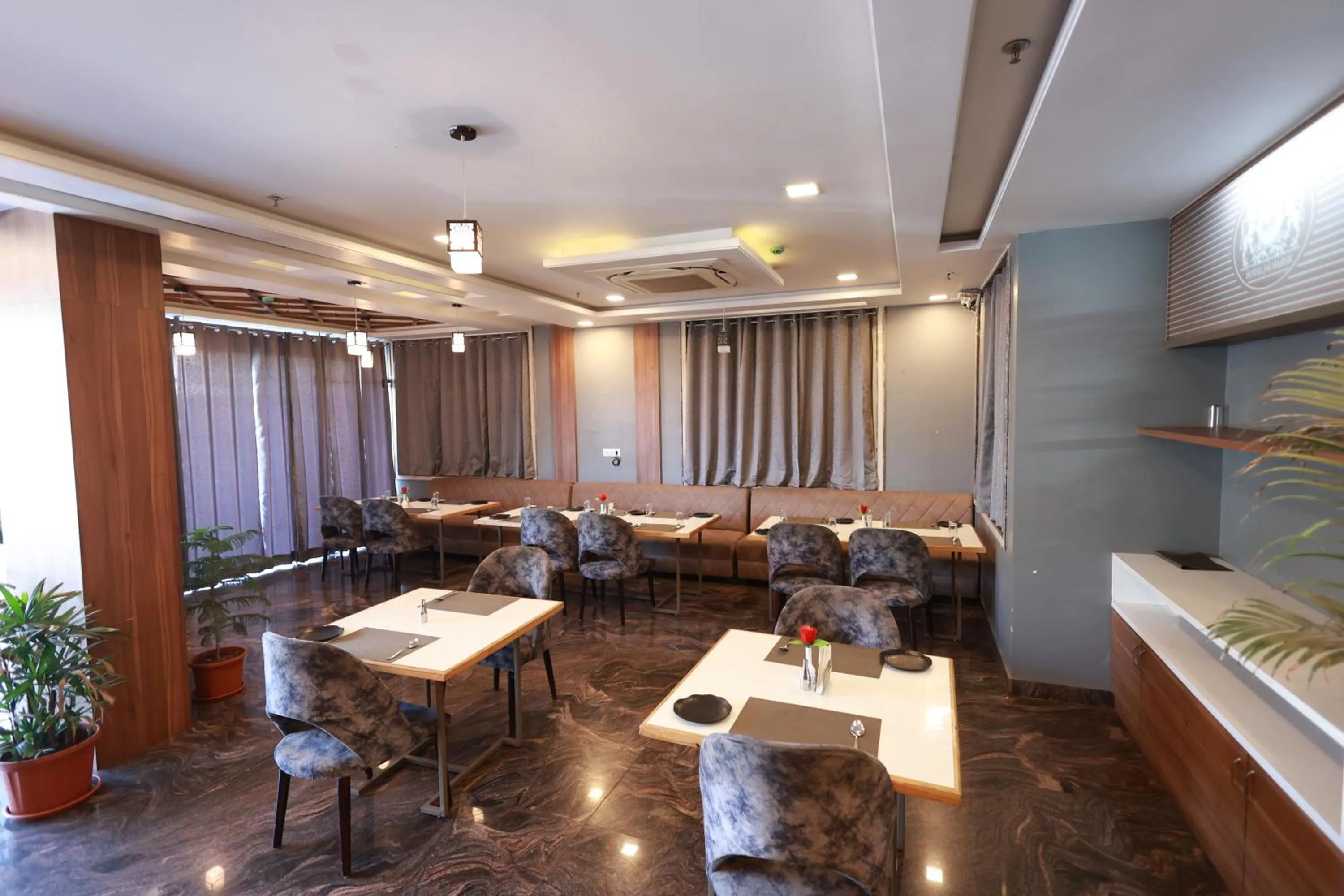 Banquet/Function facilities in Hotel Jai Harsh