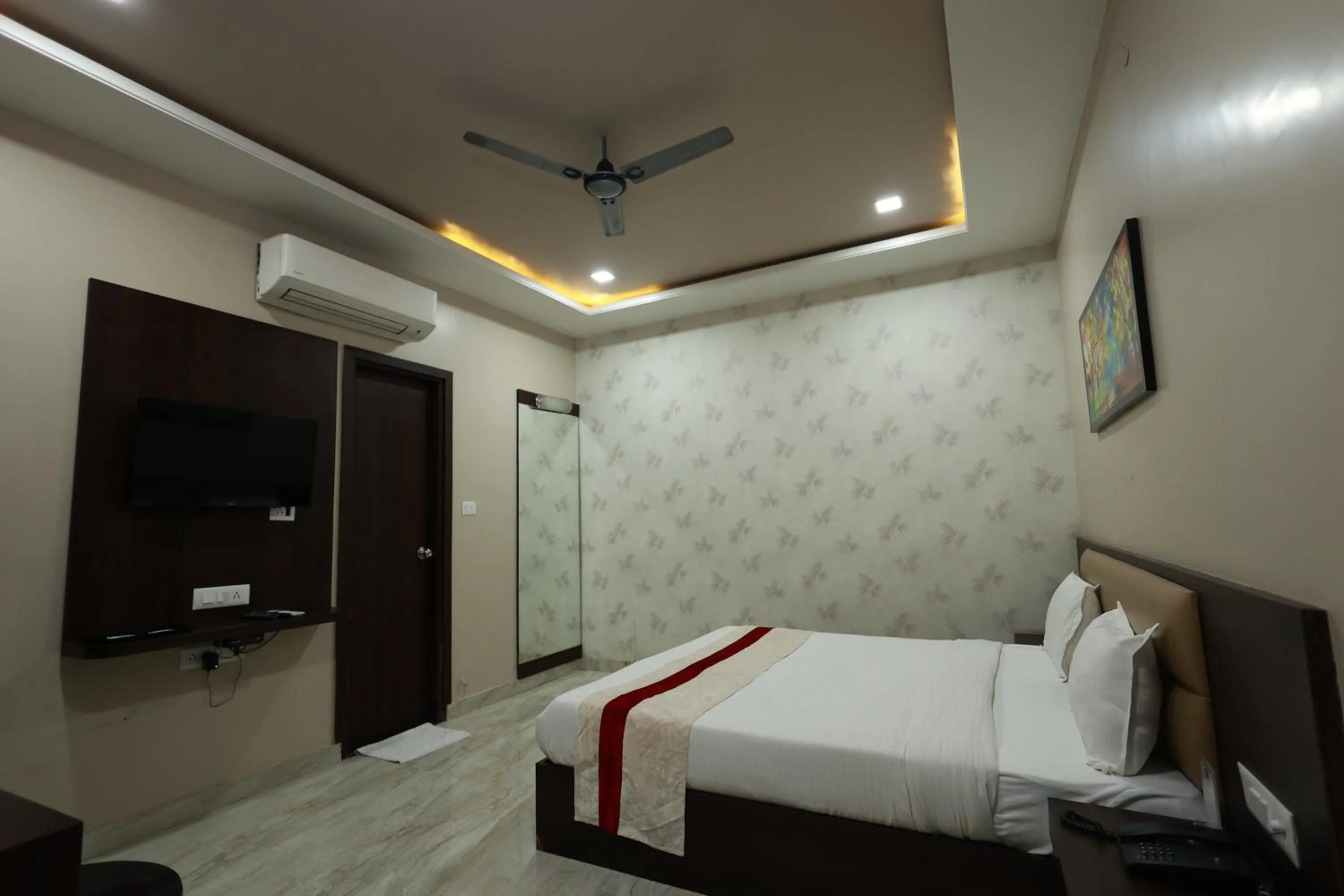 Bedroom, Bed in Hotel Jai Harsh