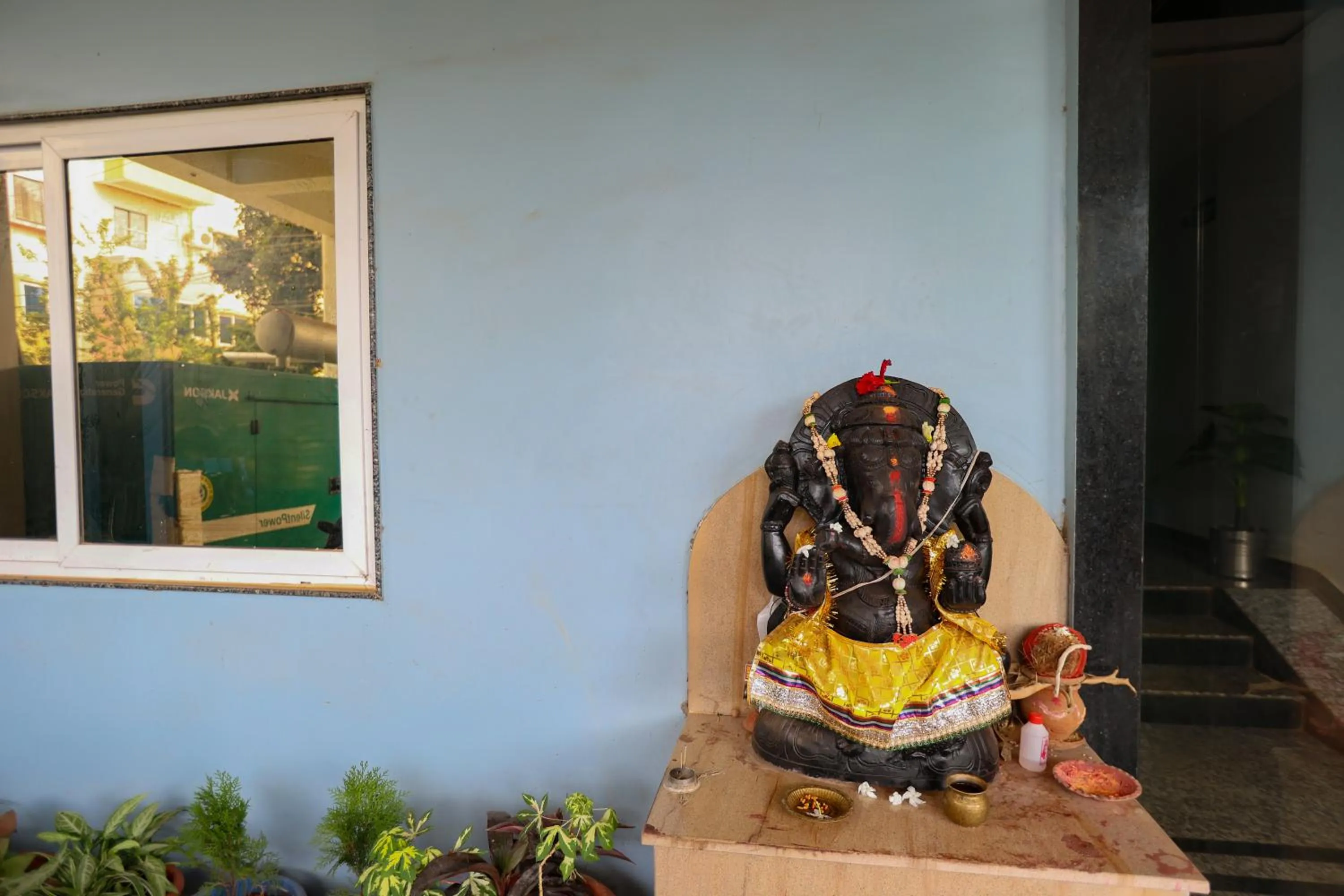 Facade/entrance in HOTEL SJ PRIDE