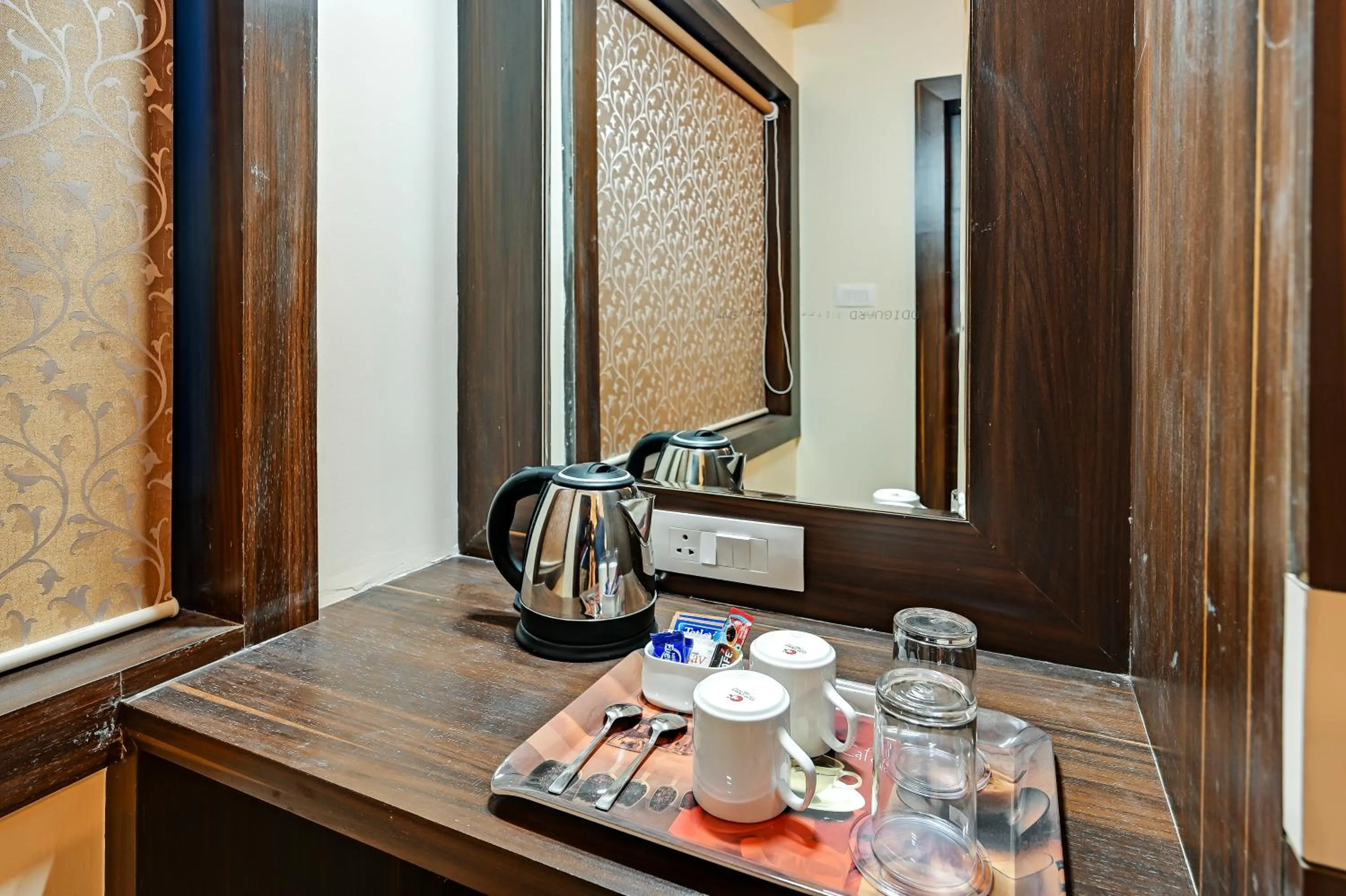 Coffee/tea facilities in HOTEL SJ PRIDE