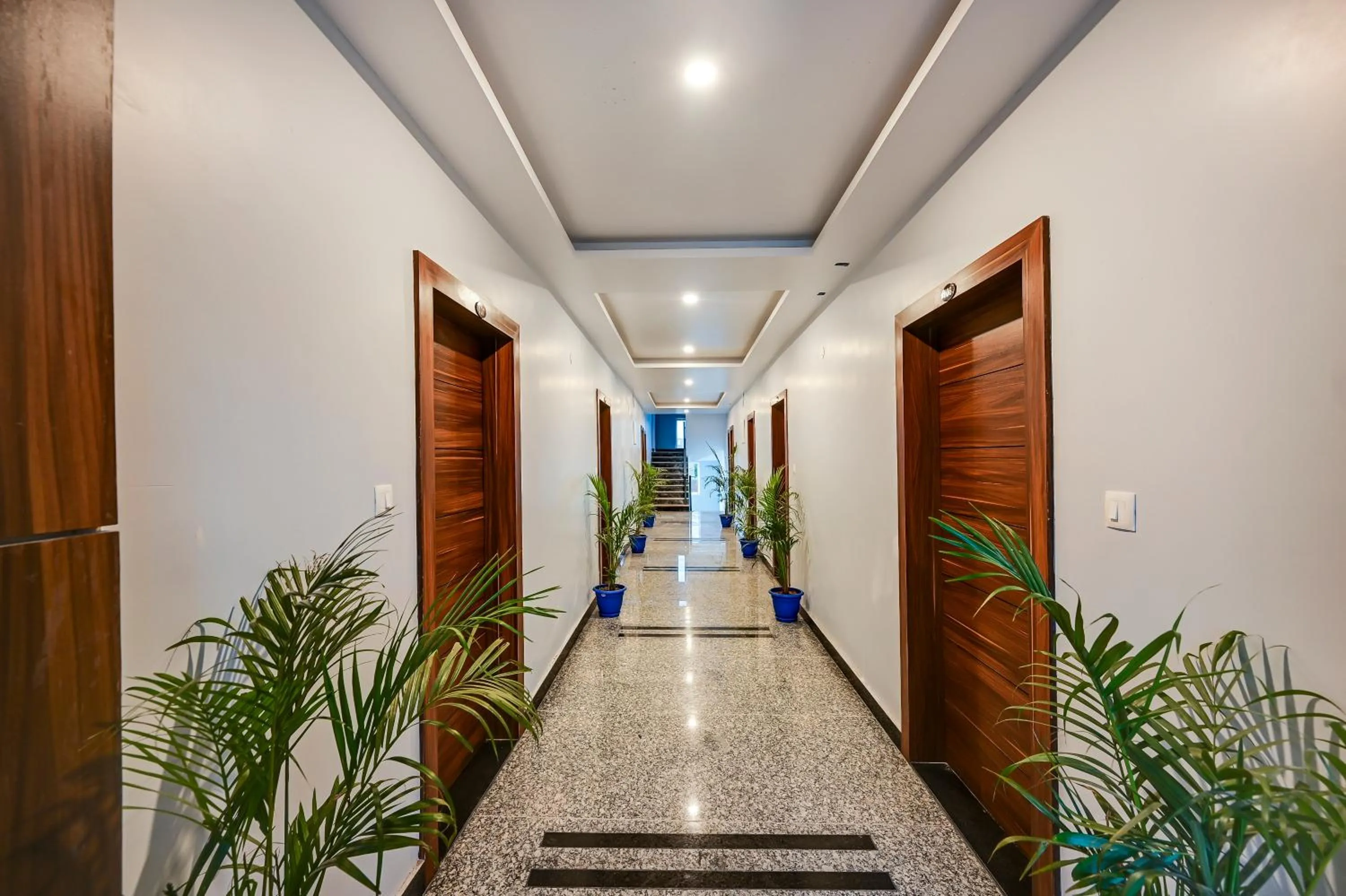 Lobby or reception in HOTEL SJ PRIDE