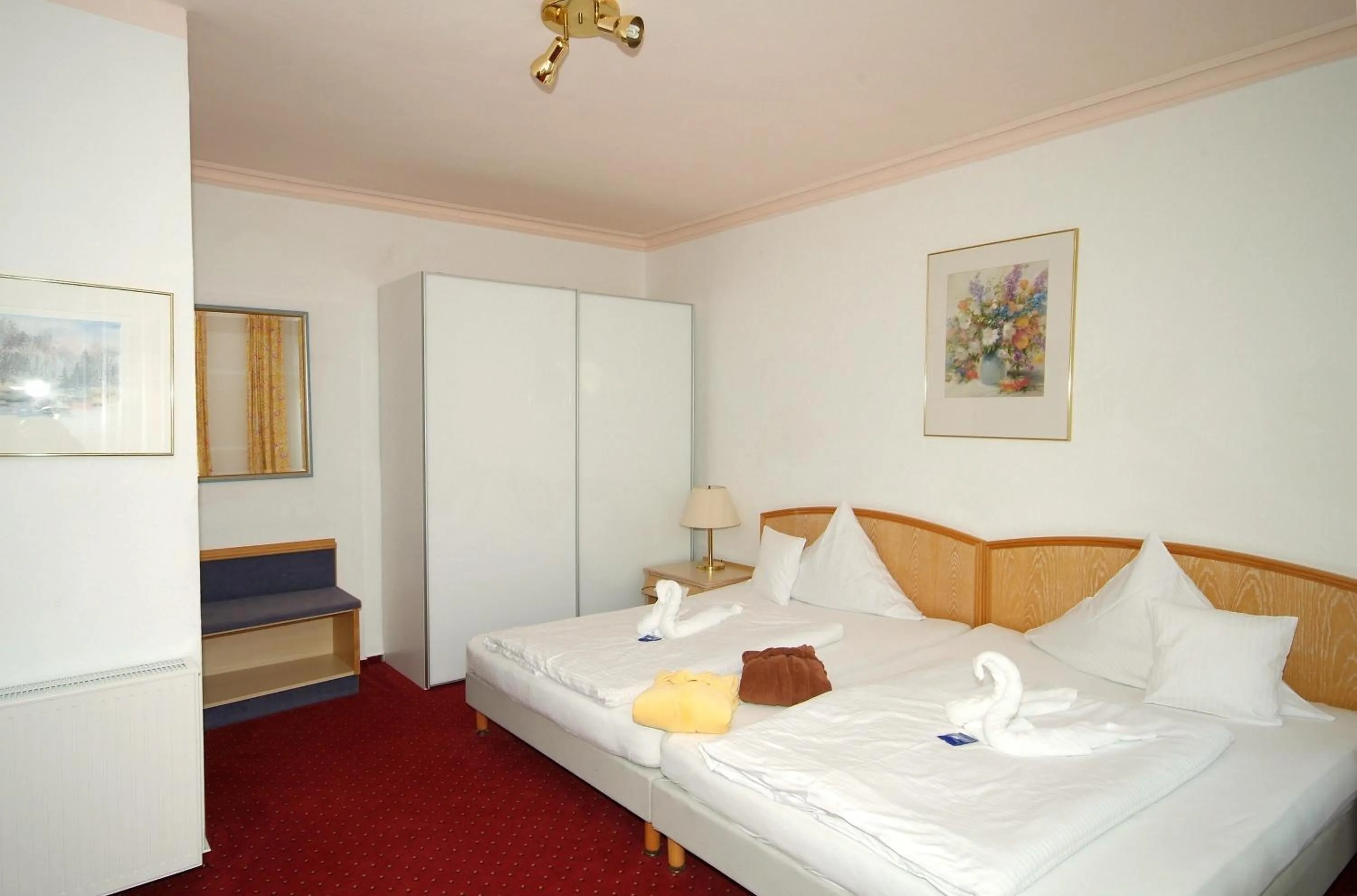 Bed in Wellness Hotel Garni Krone